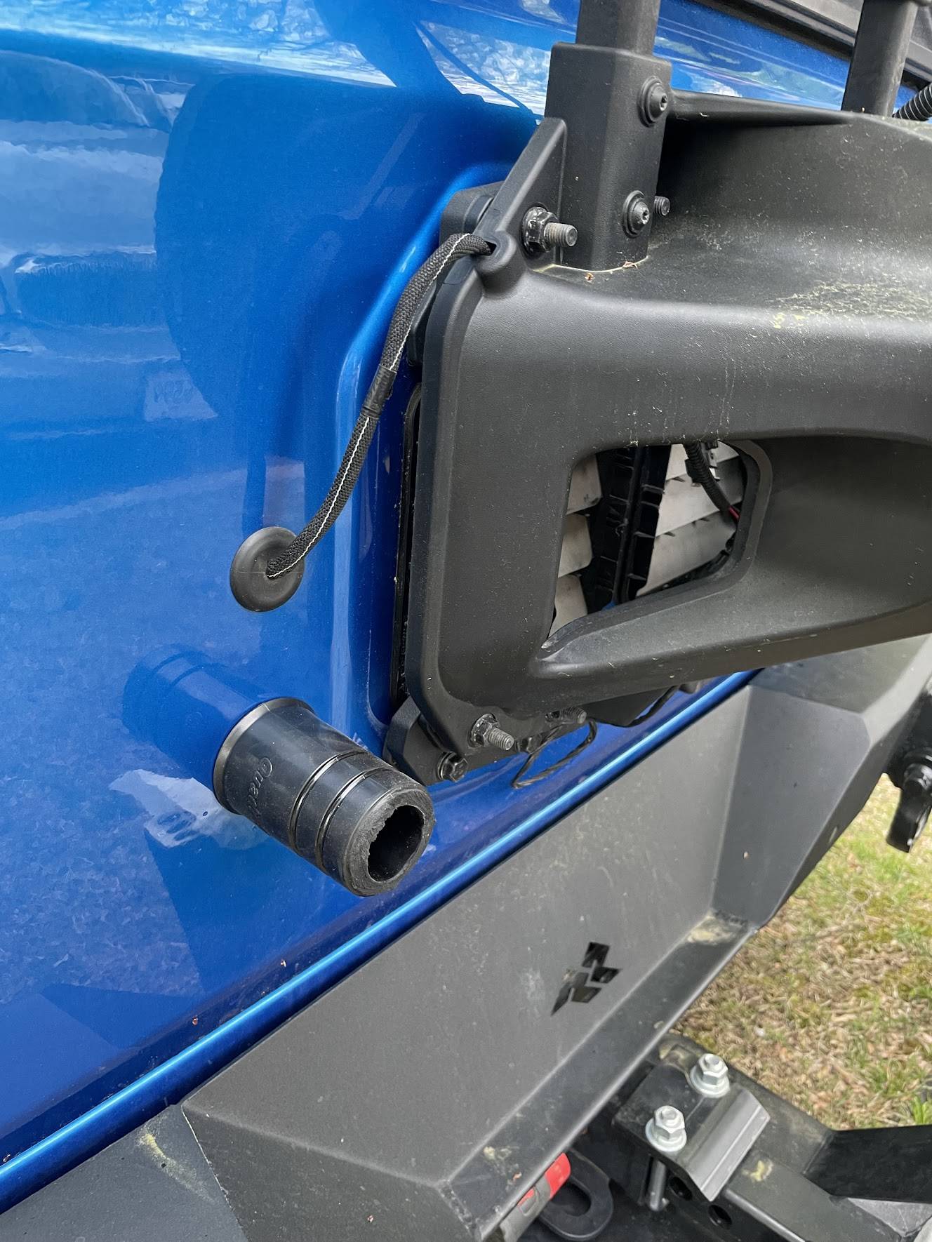 Jeep Wrangler JL Tailgate Bumpstops? IMG_6492