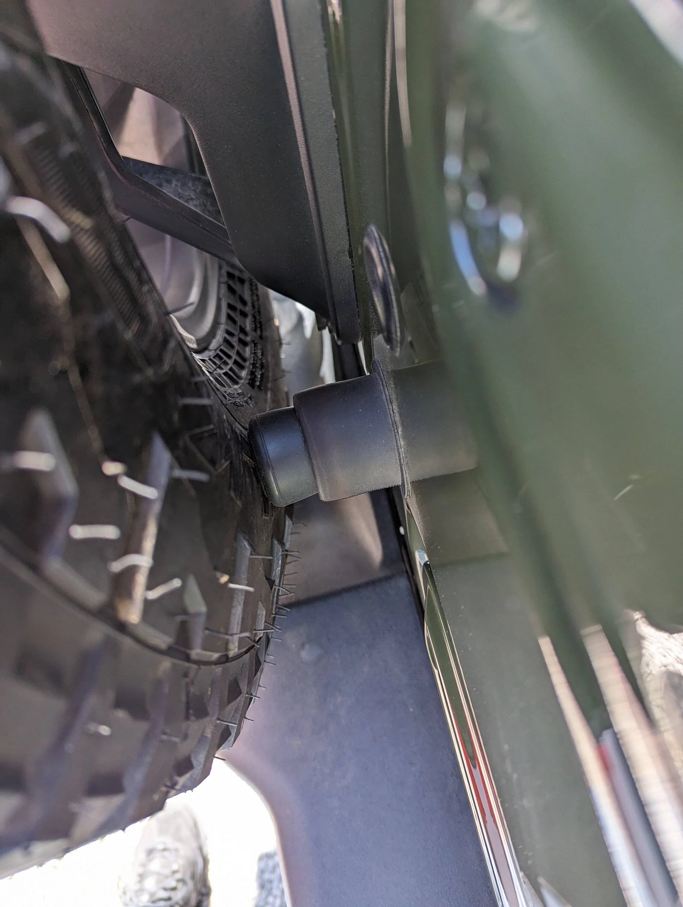 Jeep Wrangler JL Tailgate Bumpstops? PXL_20230417_145734940