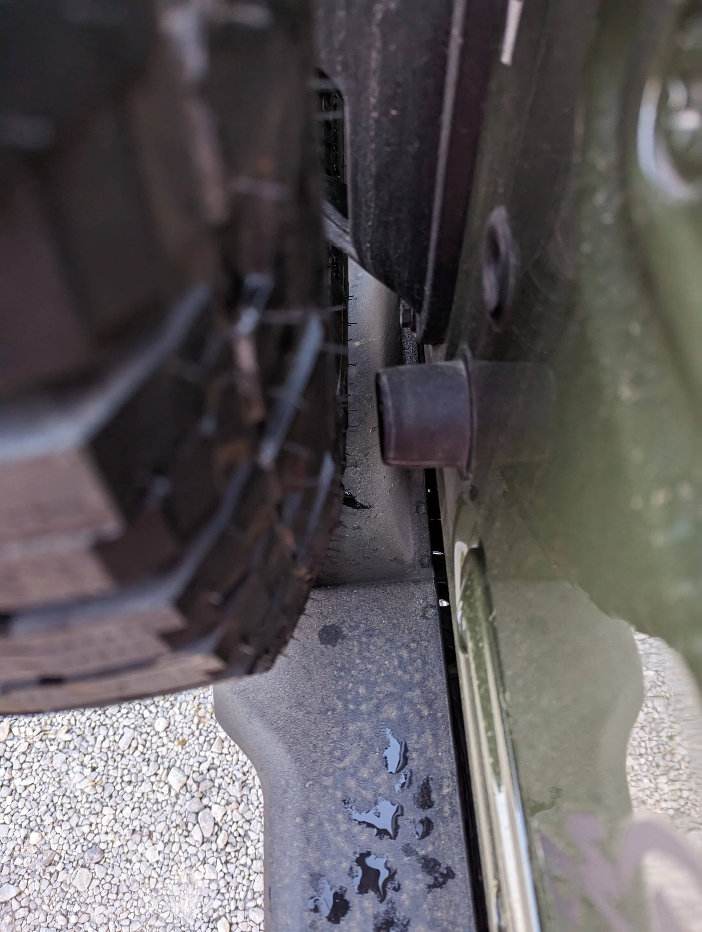 Jeep Wrangler JL Tailgate Bumpstops? PXL_20230417_110322670