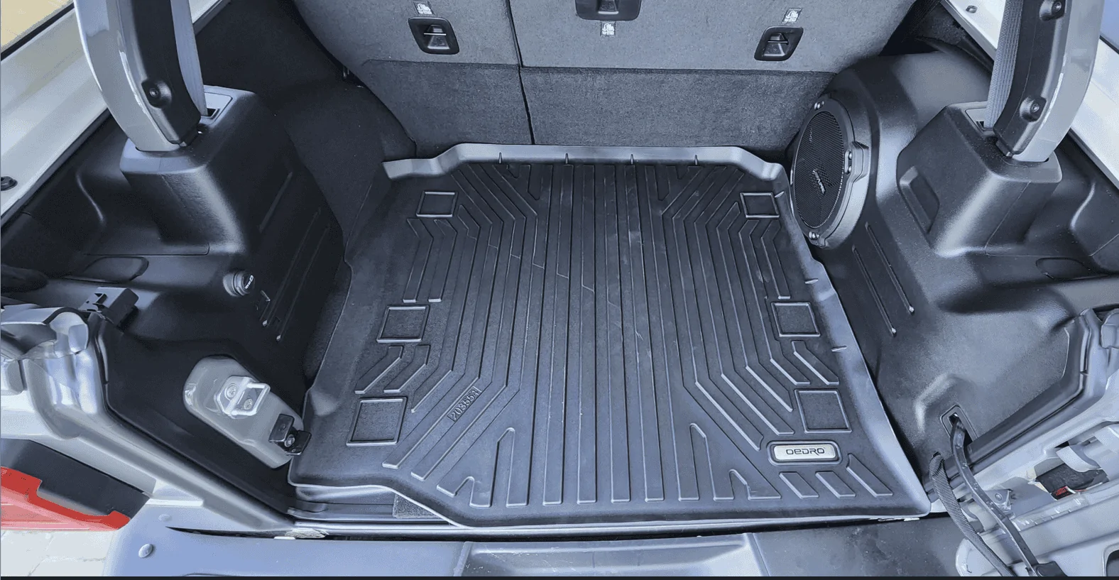 Jeep Wrangler JL Trunk mat...WTF 1681865856628