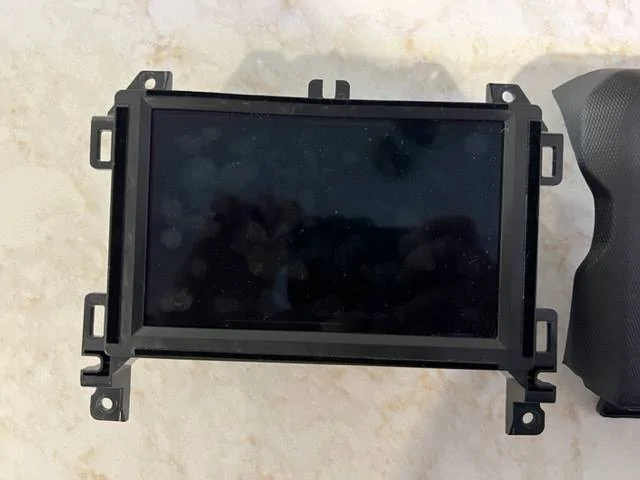 Jeep Wrangler JL 7 Inch UConnect With Bezel IMG_1560