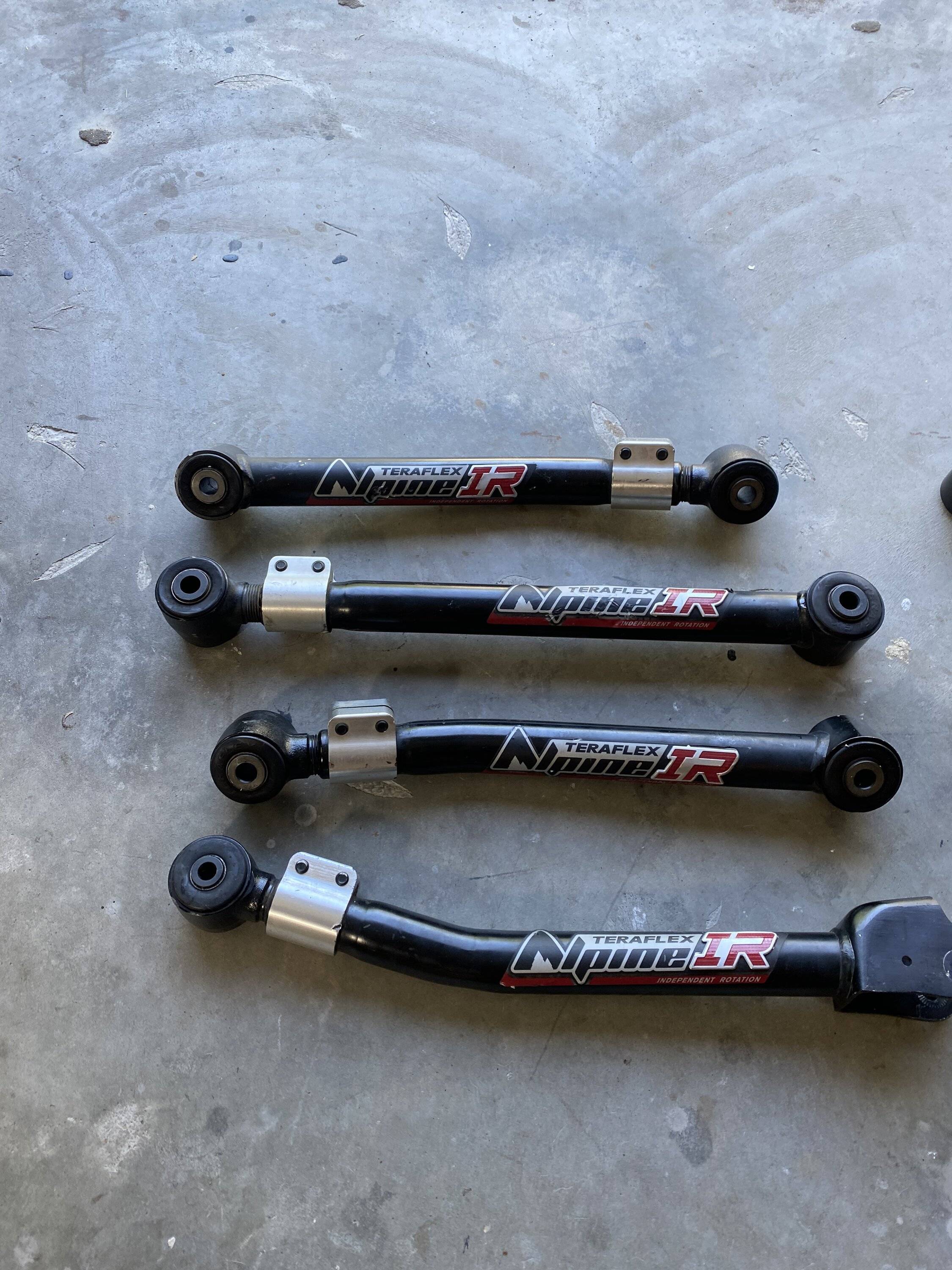 Jeep Wrangler JL Teraflex Alpine IR Adjustable Control Arms 7F8AC984-0A41-44EC-BF56-82474E9E1D84