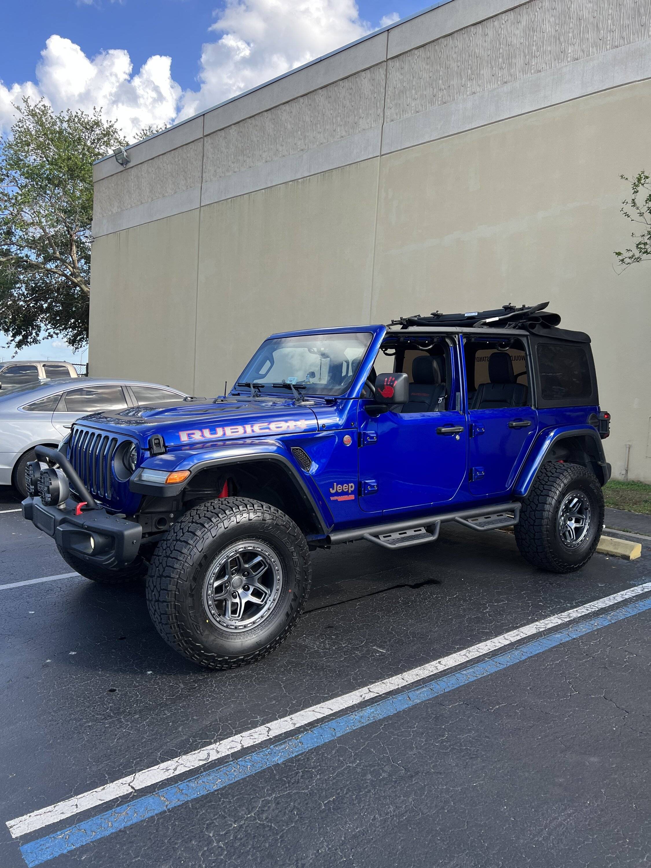 Jeep Wrangler JL AEV Bull Bar 91E5CA80-7A4E-474C-993C-4BF7DC36AE1A