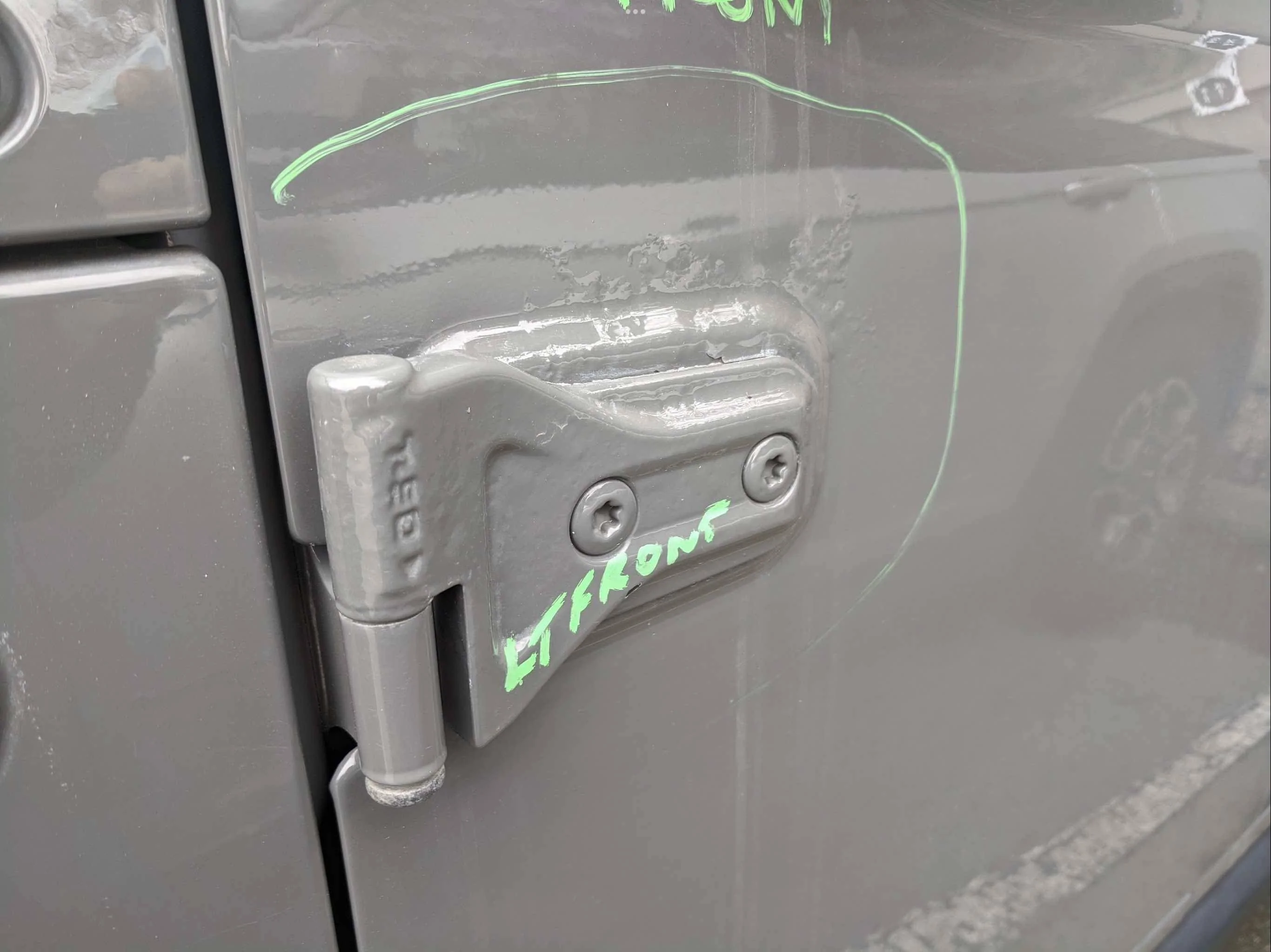 Jeep Wrangler JL Bubbles in Paint at Door Hinges EFBAC459-BF95-4F08-A4C1-63A79FD7FBA2