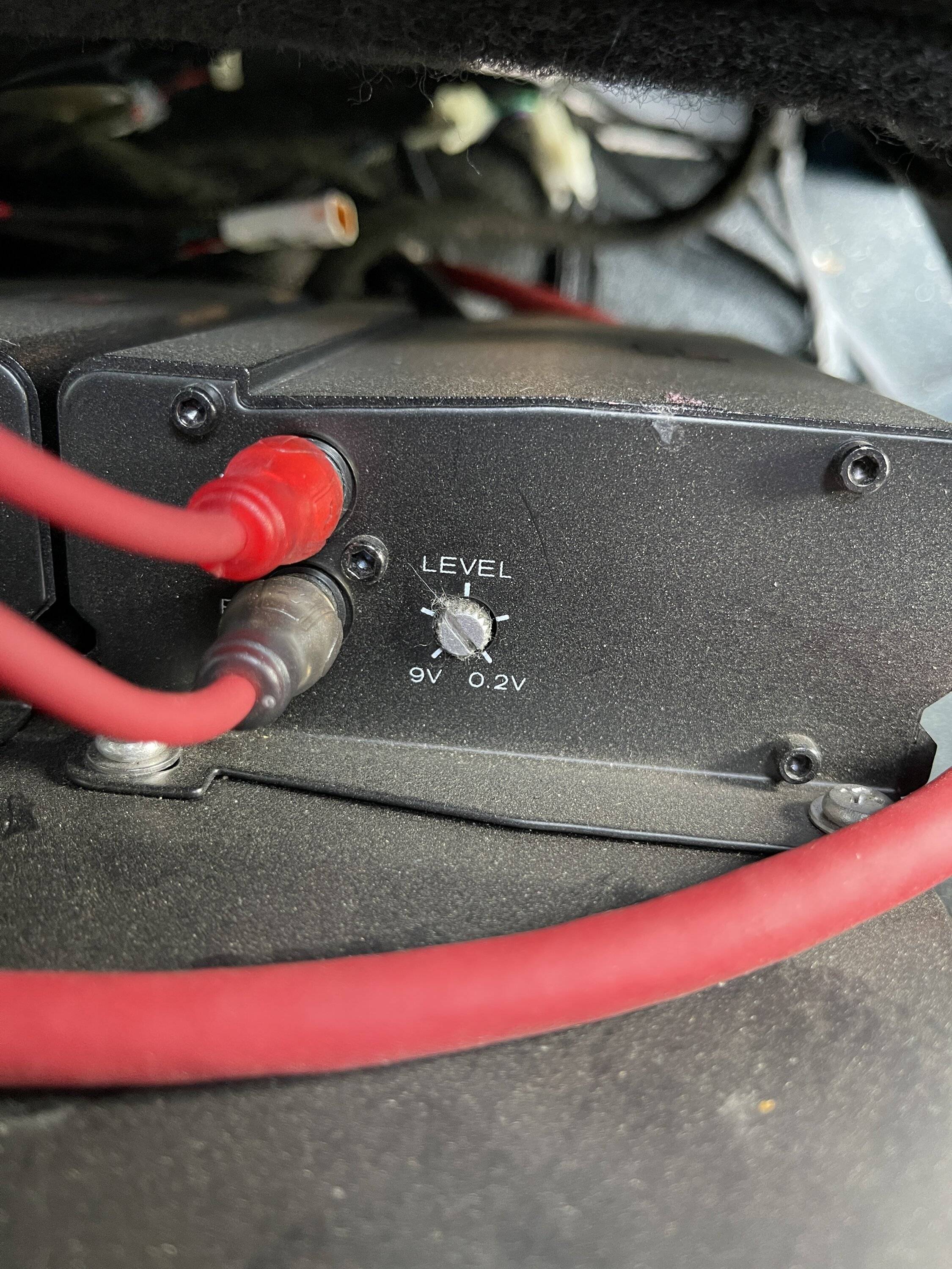 Jeep Wrangler JL MB Quart Stage6/SUBR Alternate Amp Interface Thread - DSR1 IMG_4009