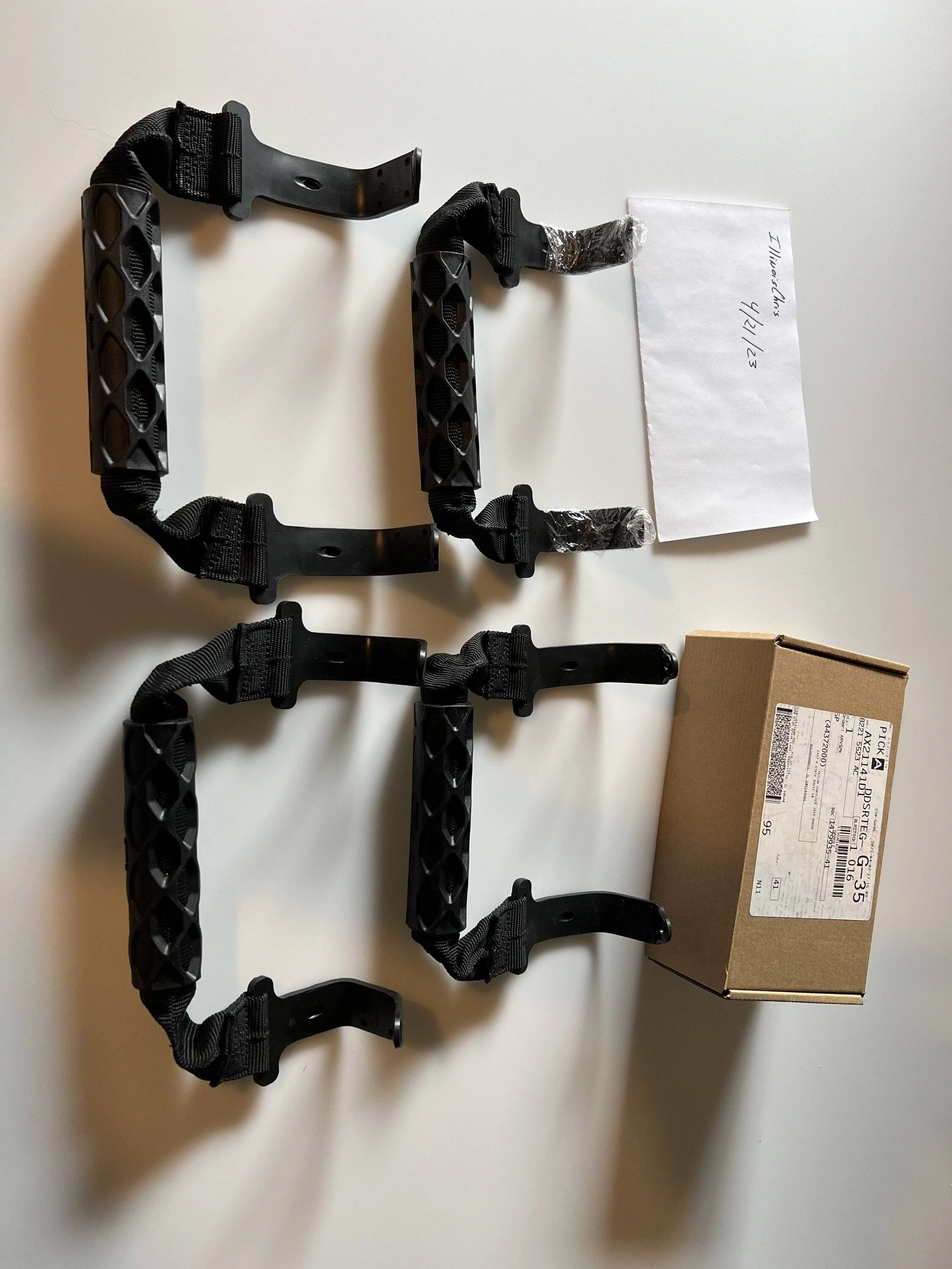 Jeep Wrangler JL MOPAR JLU Grab Handles (4) Can Ship IMG_1076