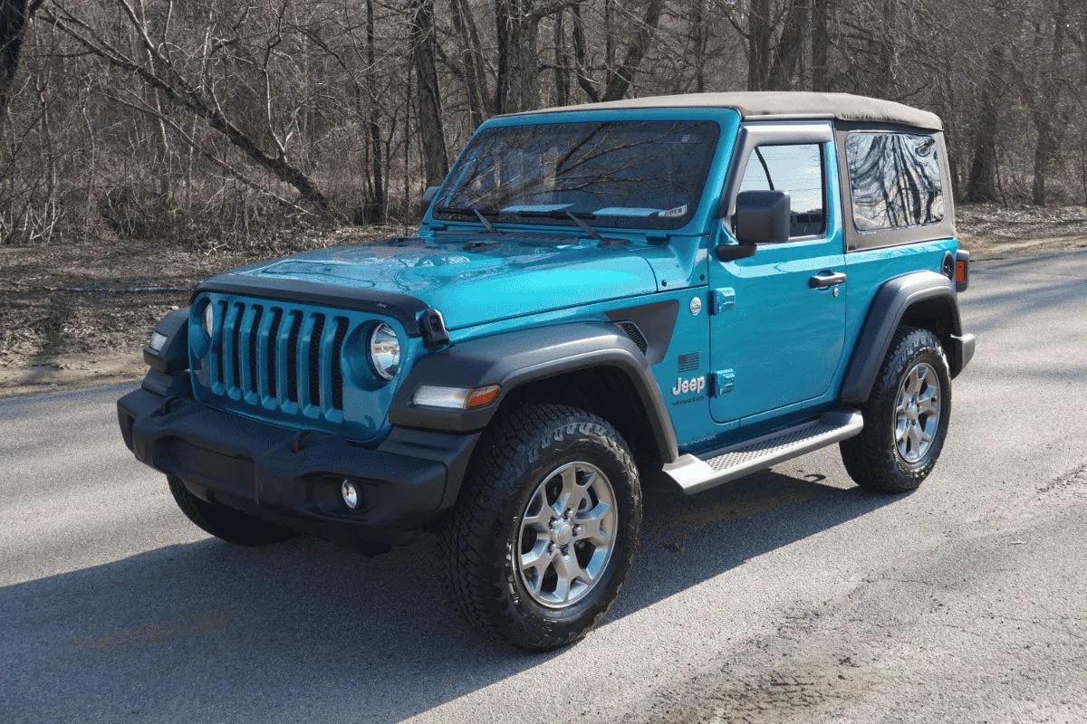 Jeep Wrangler JL Debating debadging 1682427069033