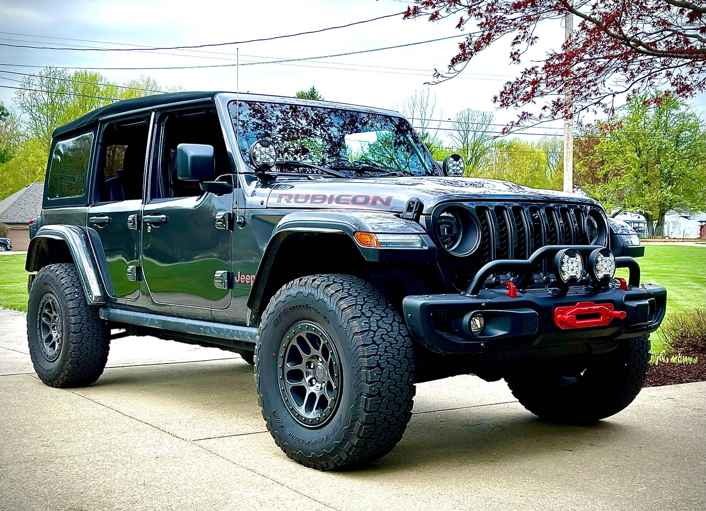 Jeep Wrangler JL Lets see those half doors!! image1