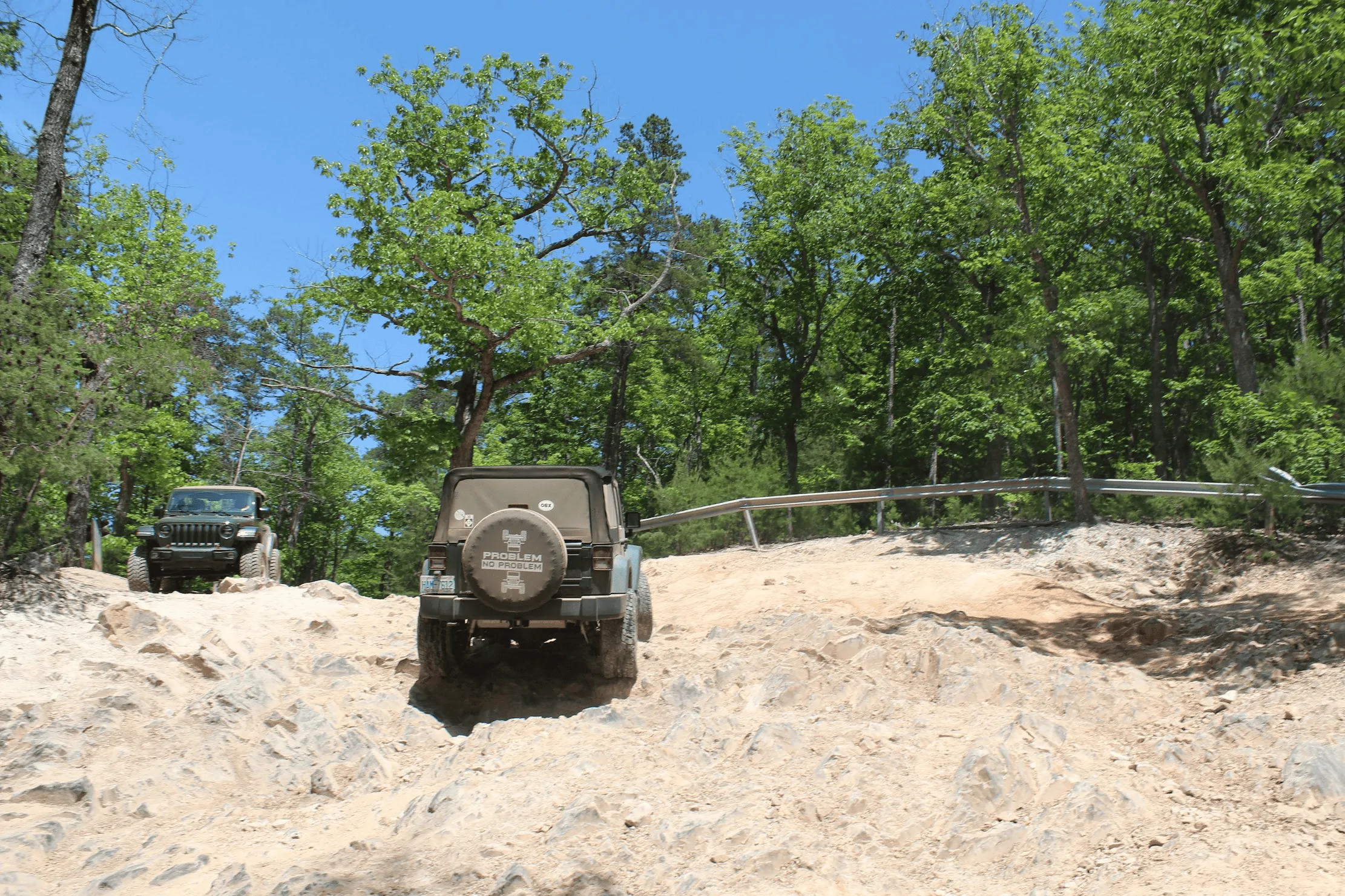 Jeep Wrangler JL '22 JLR 2.0T build progress/wheeling thread 1682451513095