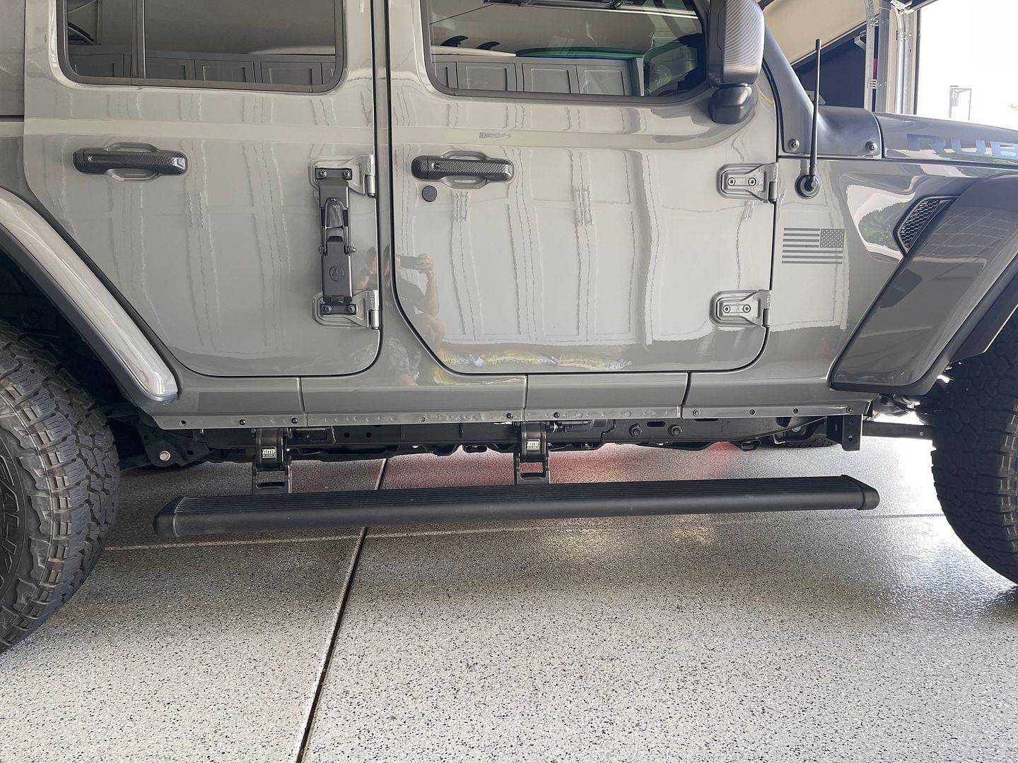 Jeep Wrangler JL Amp power step XL gap?? IMG_9153