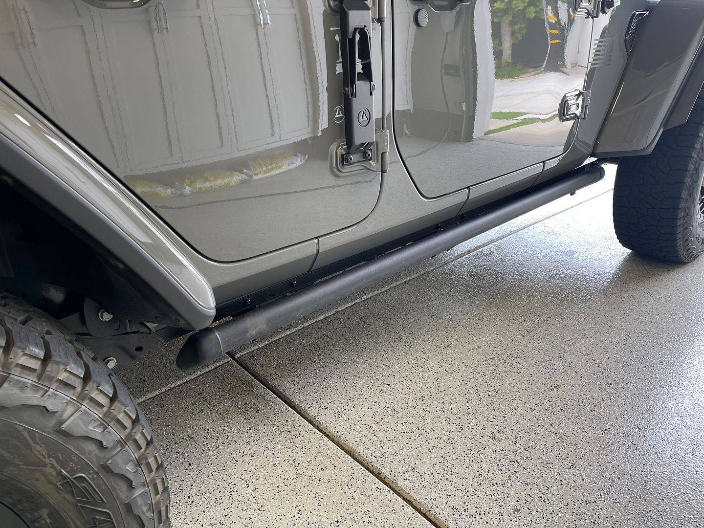Jeep Wrangler JL Amp power step XL gap?? IMG_9161