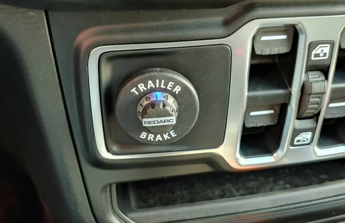 Jeep Wrangler JL What is a brake controller and why do I need it? 18-20200915_144204_HDR