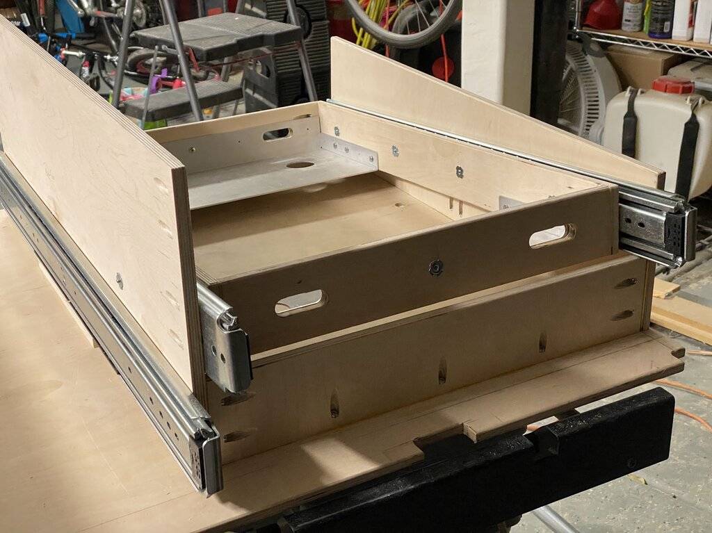 Jeep Wrangler JL A DIY Solution for Soft Tops: Fridge Slide, Drawer System & Sleeping Platform b098ea360b7de1260683a1425fda85c067b391579d16db2c93