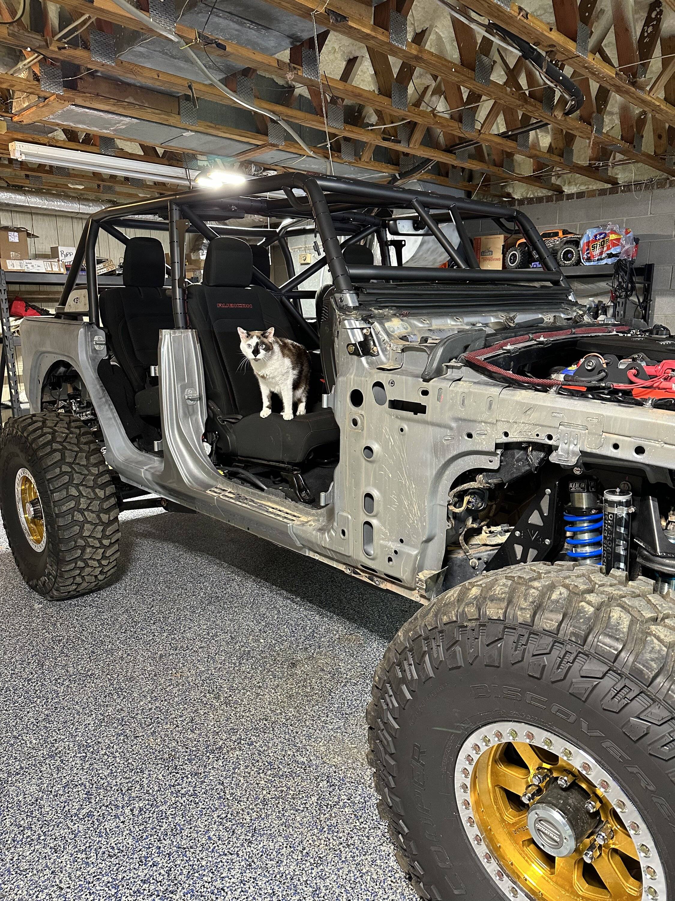 Jeep Wrangler JL GenRight Roll Cage Install 0508F781-09A9-45CF-93BA-DEBA034F3036