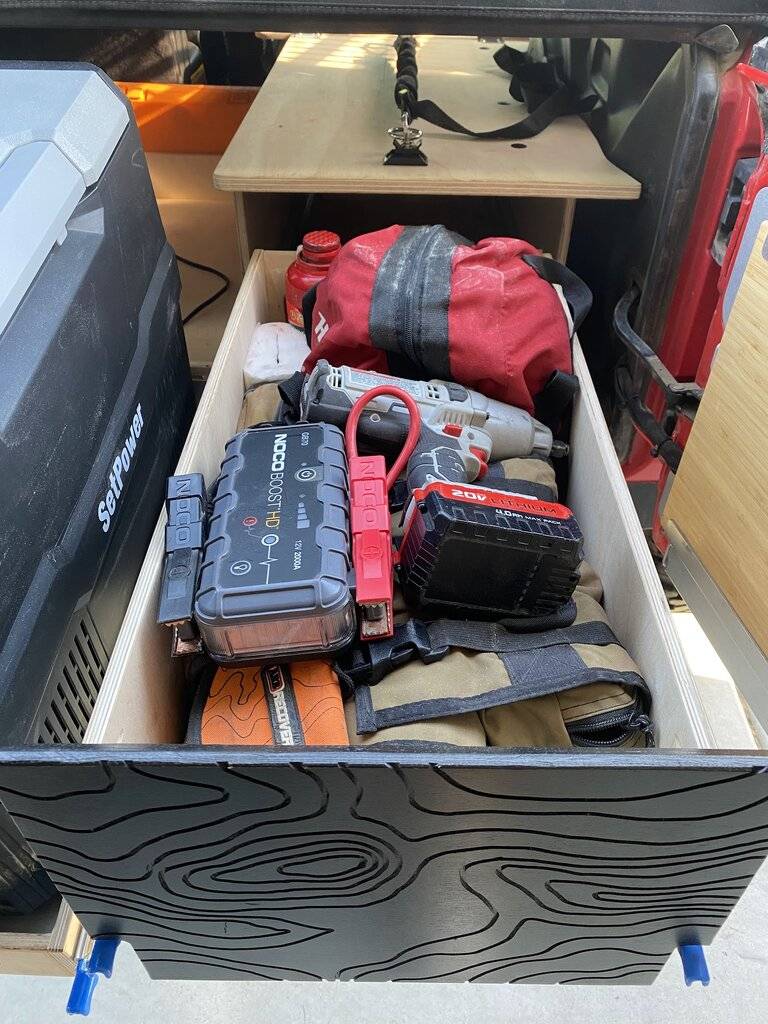 Jeep Wrangler JL A DIY Solution for Soft Tops: Fridge Slide, Drawer System & Sleeping Platform ff8ac5afb7989a204e2c9d9796062e597d31e9da416bbff527