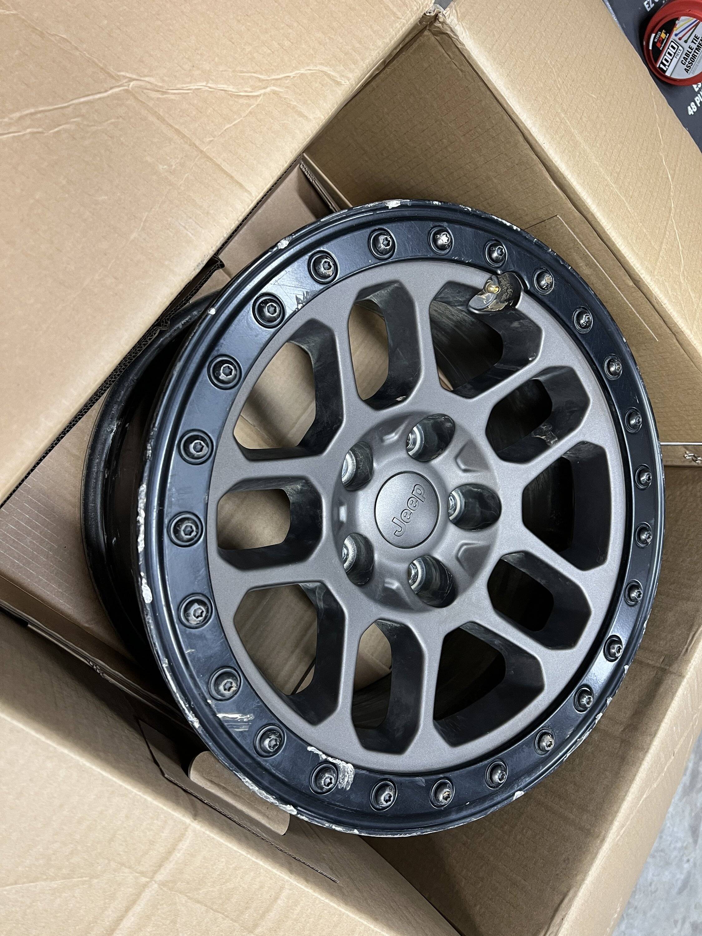 Jeep Wrangler JL Xtreme Recon Take Off Wheels (DFW) IMG_4384.JPG