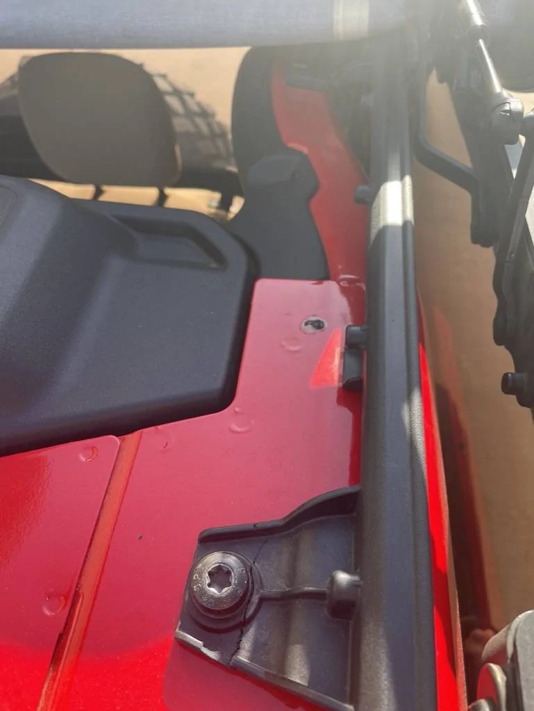 Jeep Wrangler JL Soft Top (2021 Wrangler - 2door) bracket broken B5727440-B3EE-4C15-AD1A-10478B998A5B_1_105_c