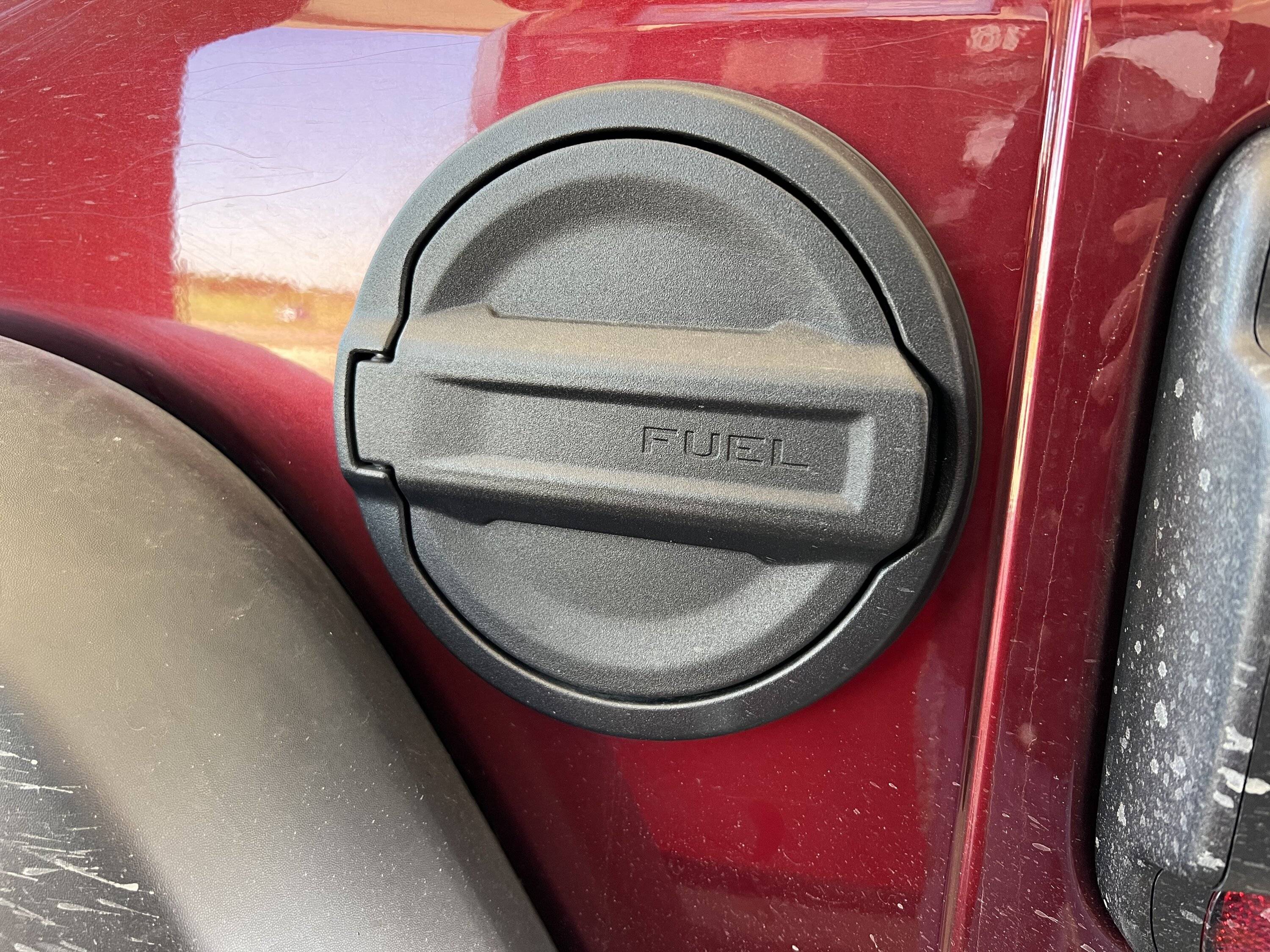 How To Open Gas Tank Jeep Wrangler: Step-by-Step Guide