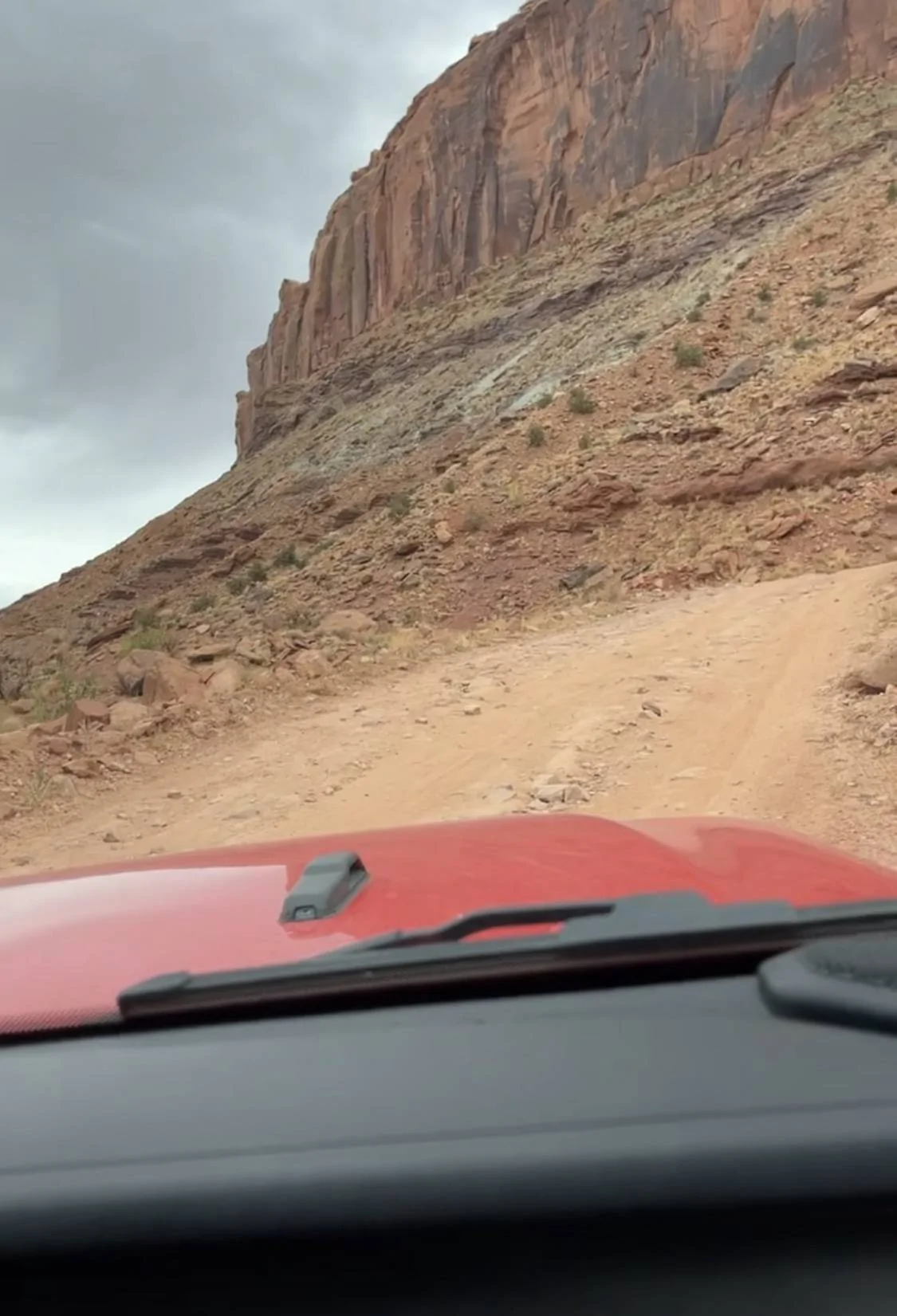 Jeep Wrangler JL Beginner trail suggestions in Moab? View recent photos