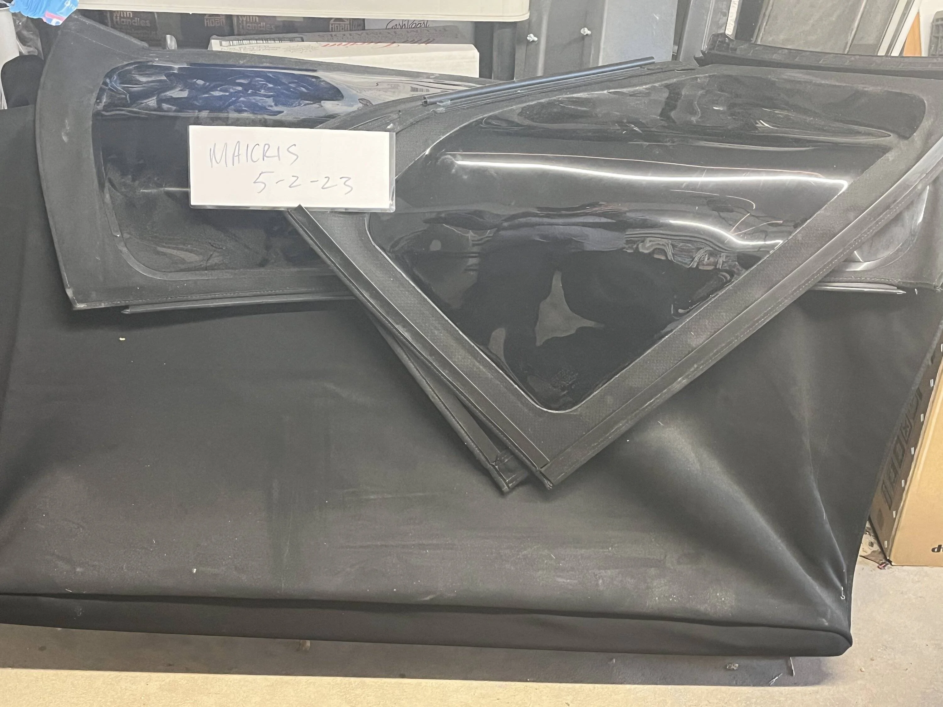 Jeep Wrangler JL JLU Premium Twill soft top 29132250-903E-4FCD-ADAA-0F1B28EA8B70