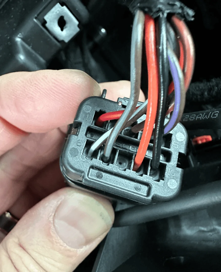 Jeep Wrangler JL Tazer JL & Mopar AUX Switch/ESS Issue 2023-04-30_8-13-21