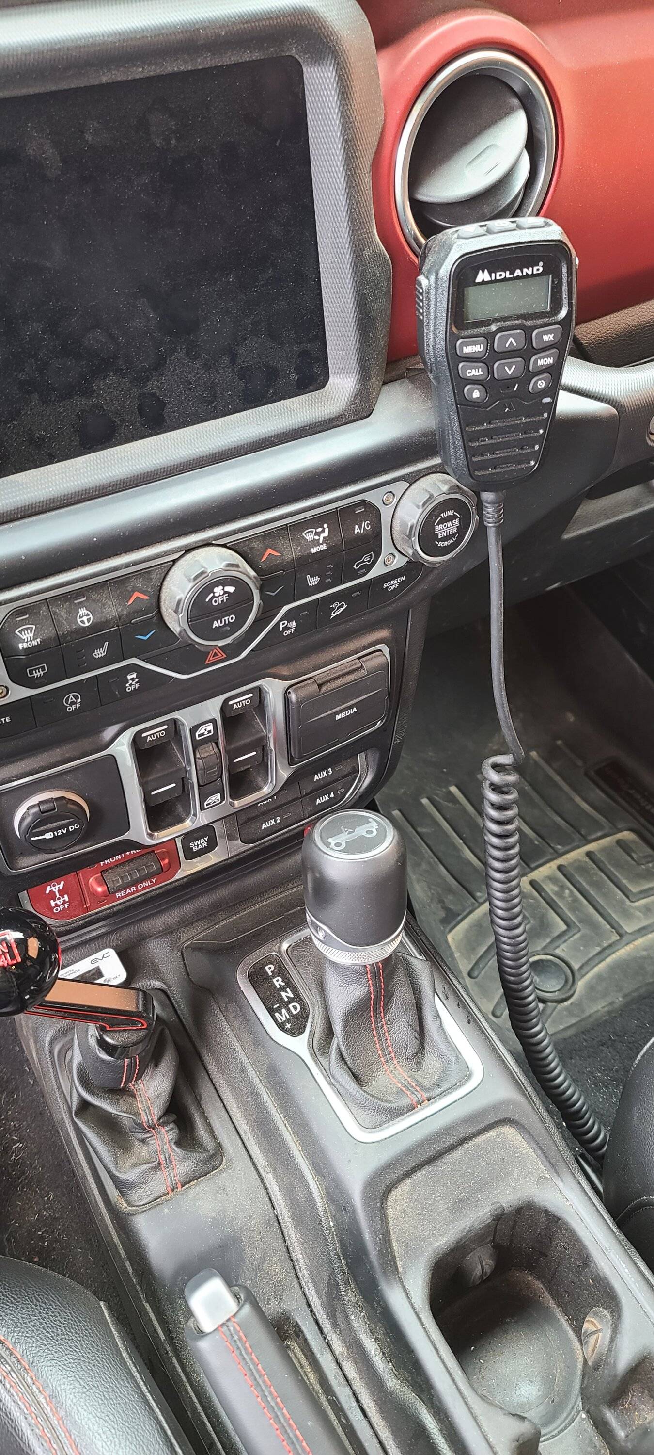 Jeep Wrangler JL What is this?  Under steering wheel. 20230504_123254