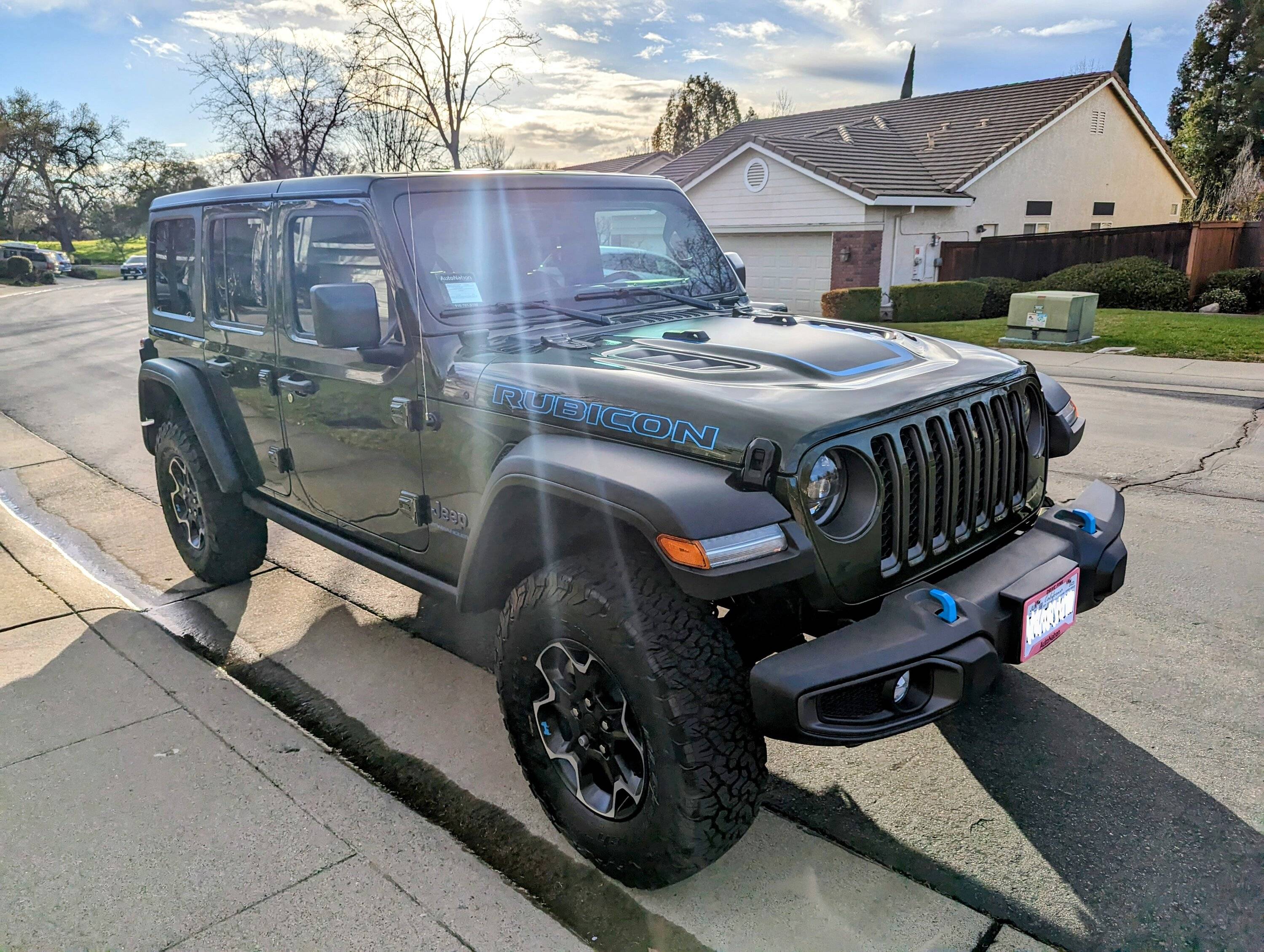 Jeep Wrangler JL Share your stock Jeep vs. your Jeep post mods ☺️✌️ -- Before & After thread PXL_20230306_005058330~2