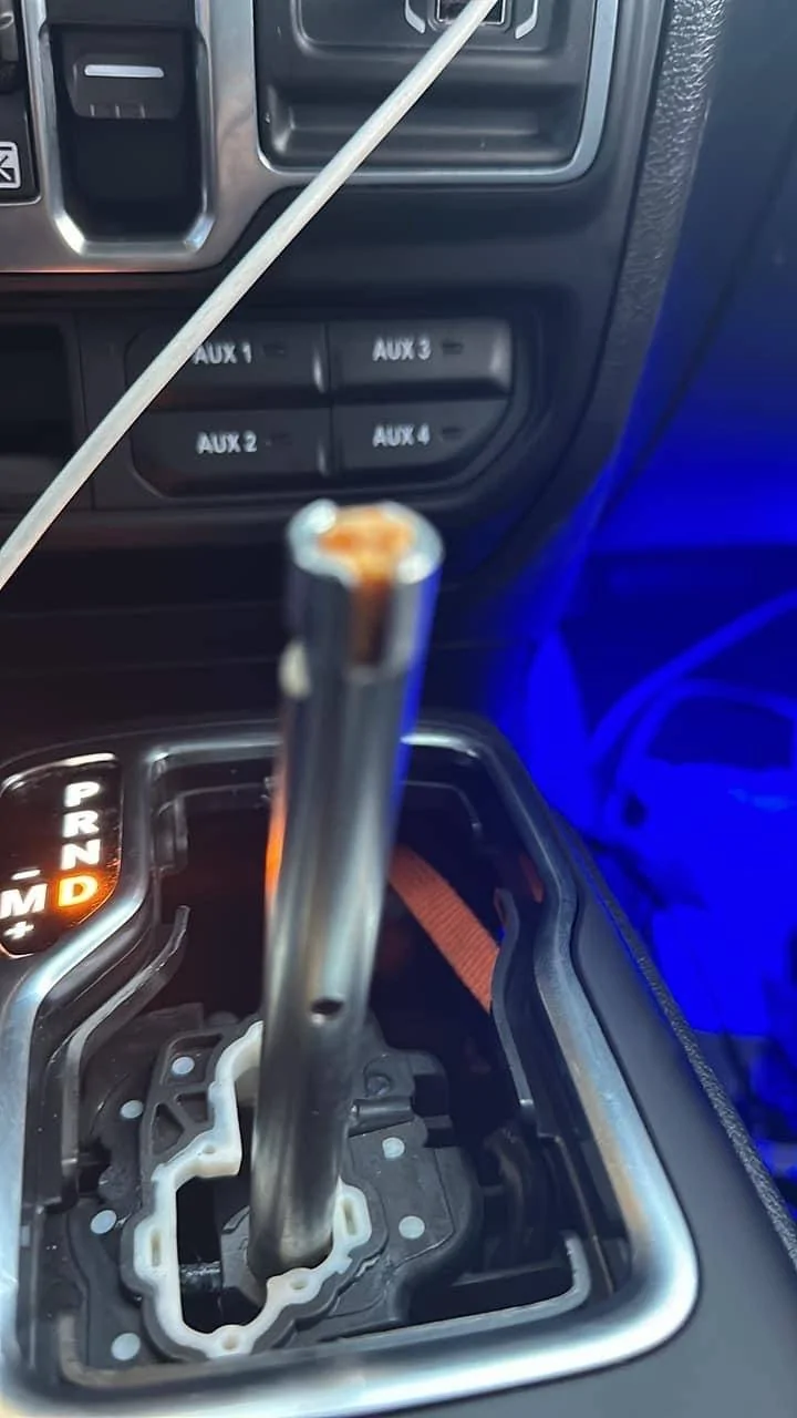 Jeep Wrangler JL HELP Broken shift release IMG_2118