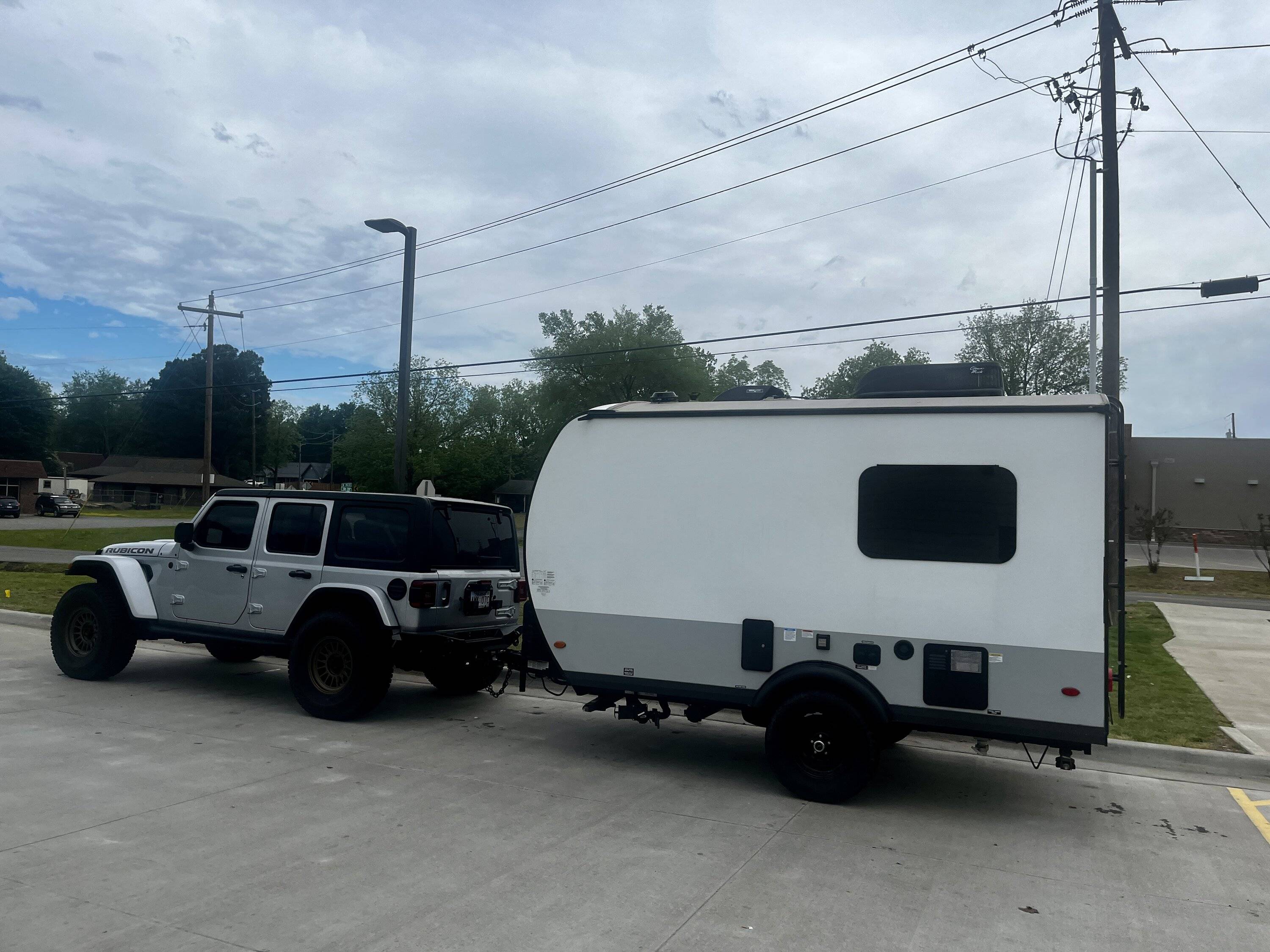 Jeep Wrangler JL Gratuitous towing pics IMG_5863