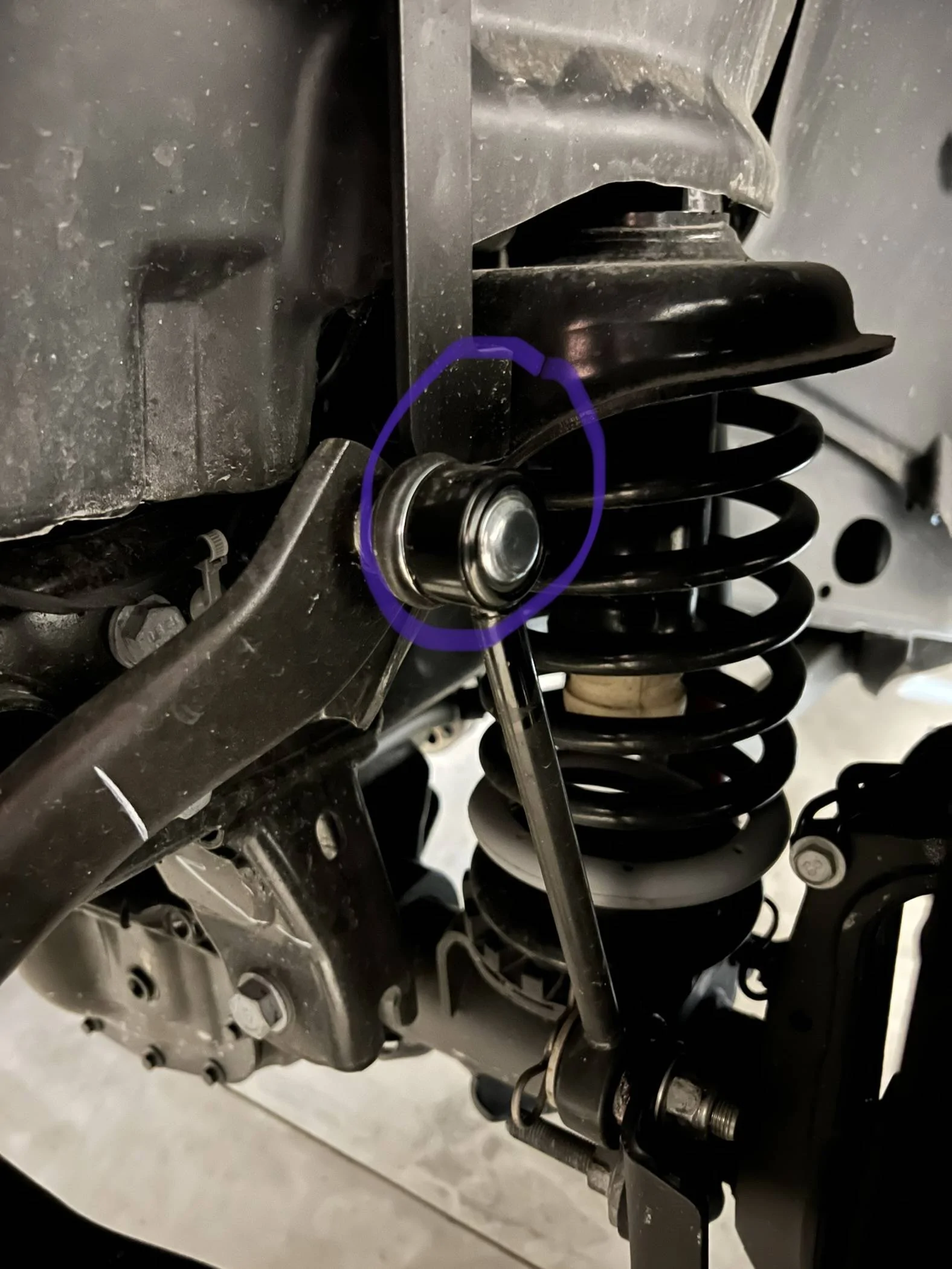 Jeep Wrangler JL Sway bar end link rubbing IMG_1030