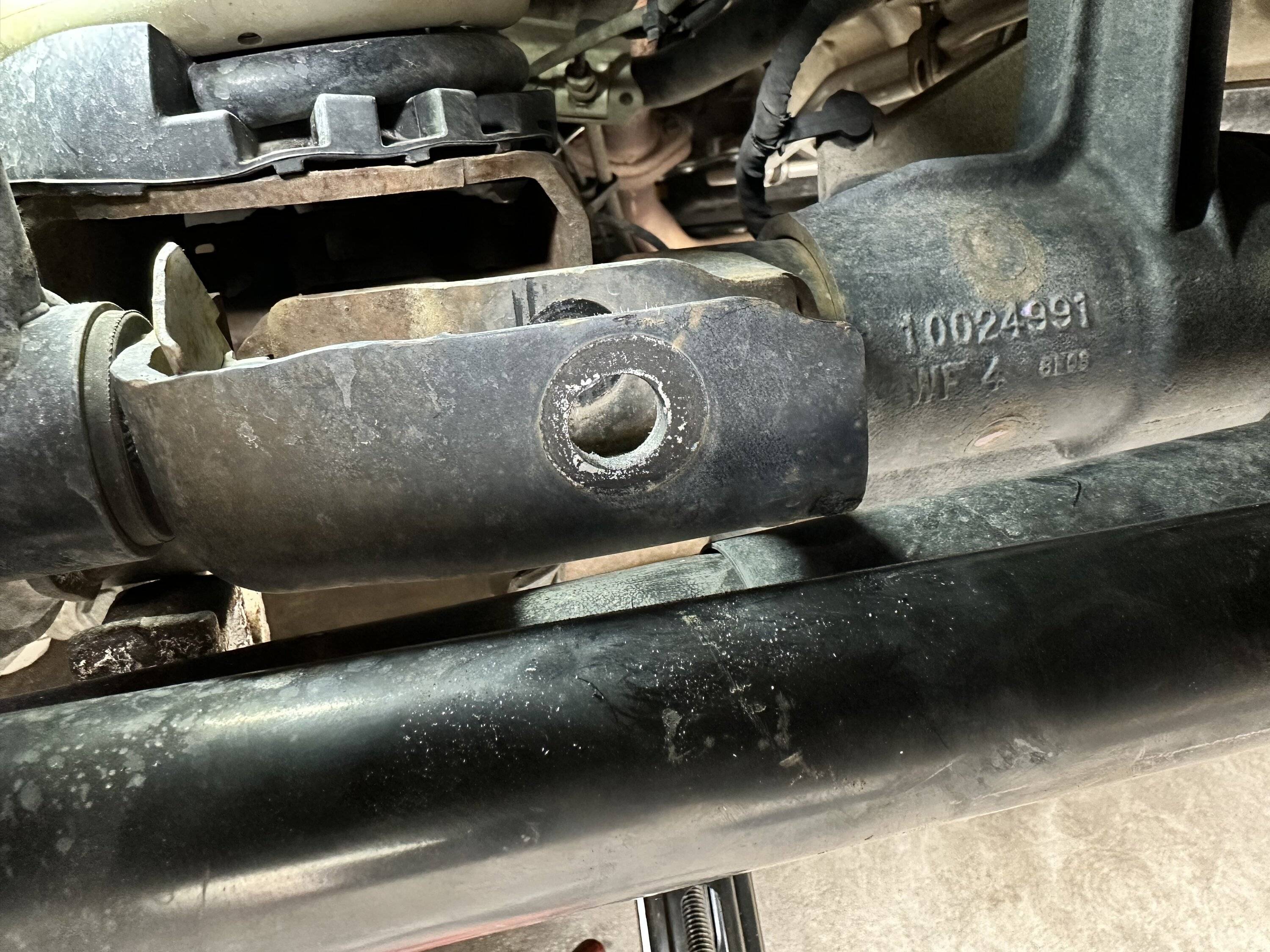Jeep Wrangler JL Normal movement for track bar and drag link end? IMG_0346