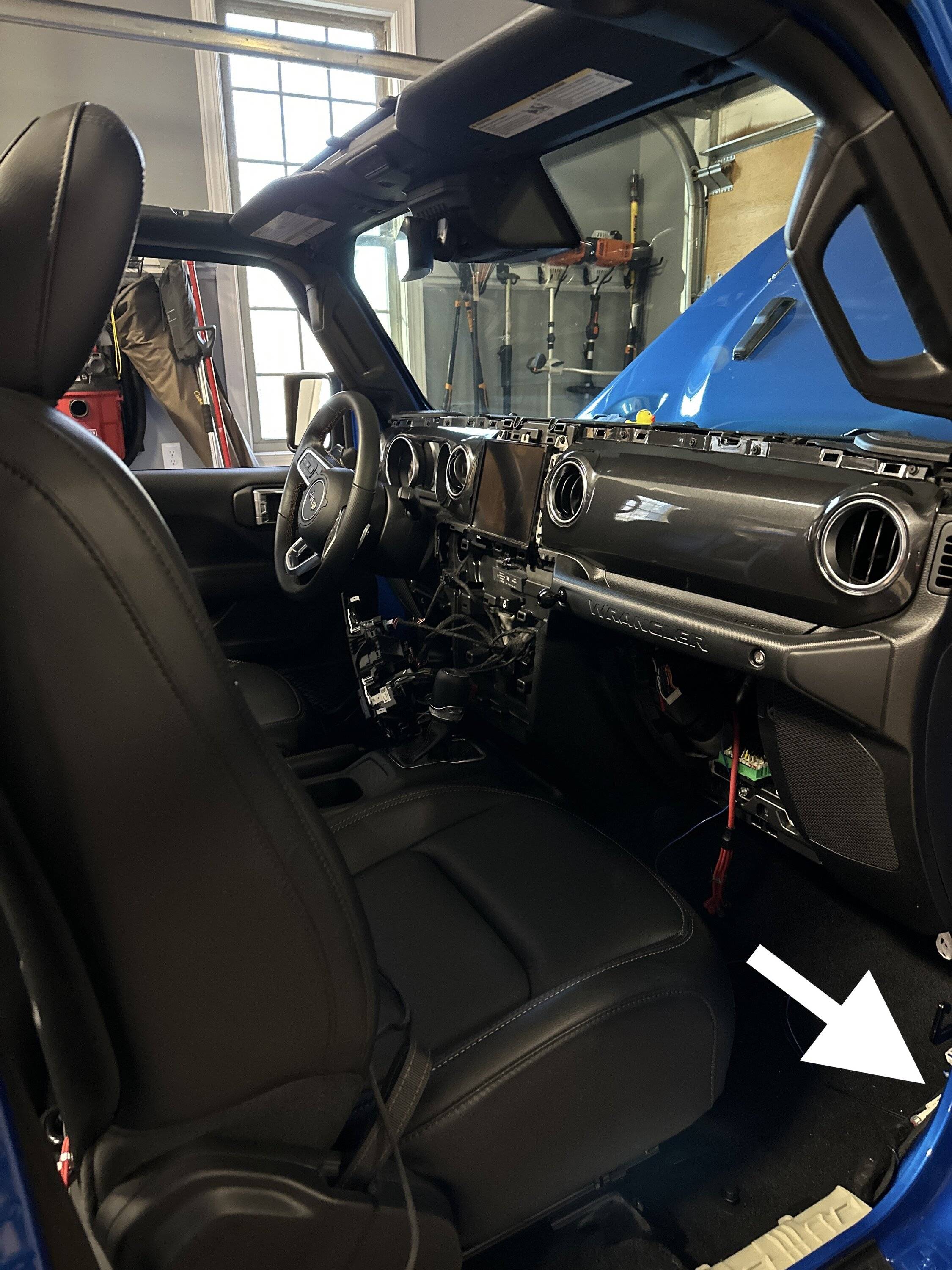 Jeep Wrangler JL MB Quart Stage6/SUBR Alternate Amp Interface Thread - DSR1 IMG_2022.JPG