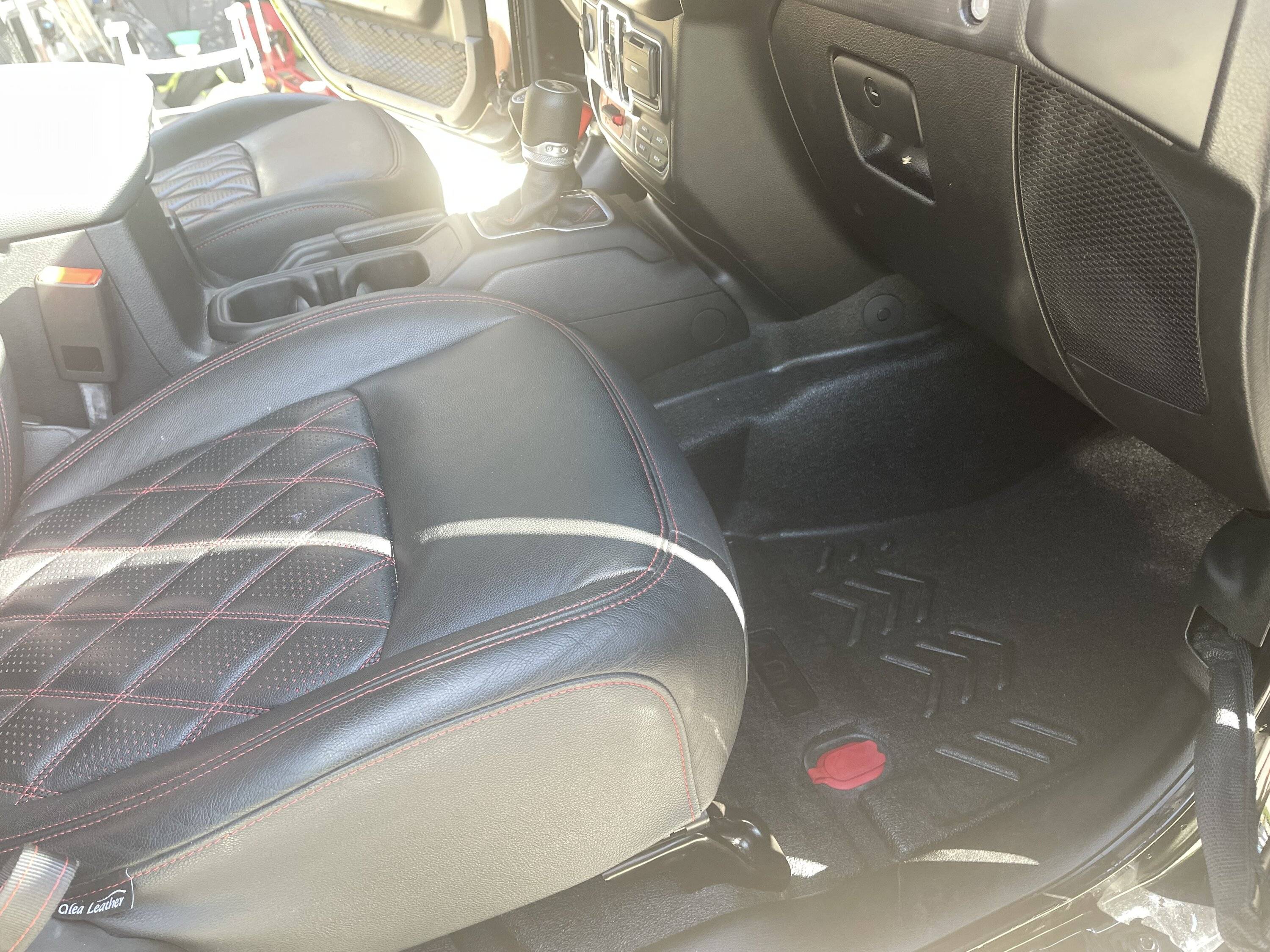 Jeep Wrangler JL Armorlite JL Floor System IMG_1872
