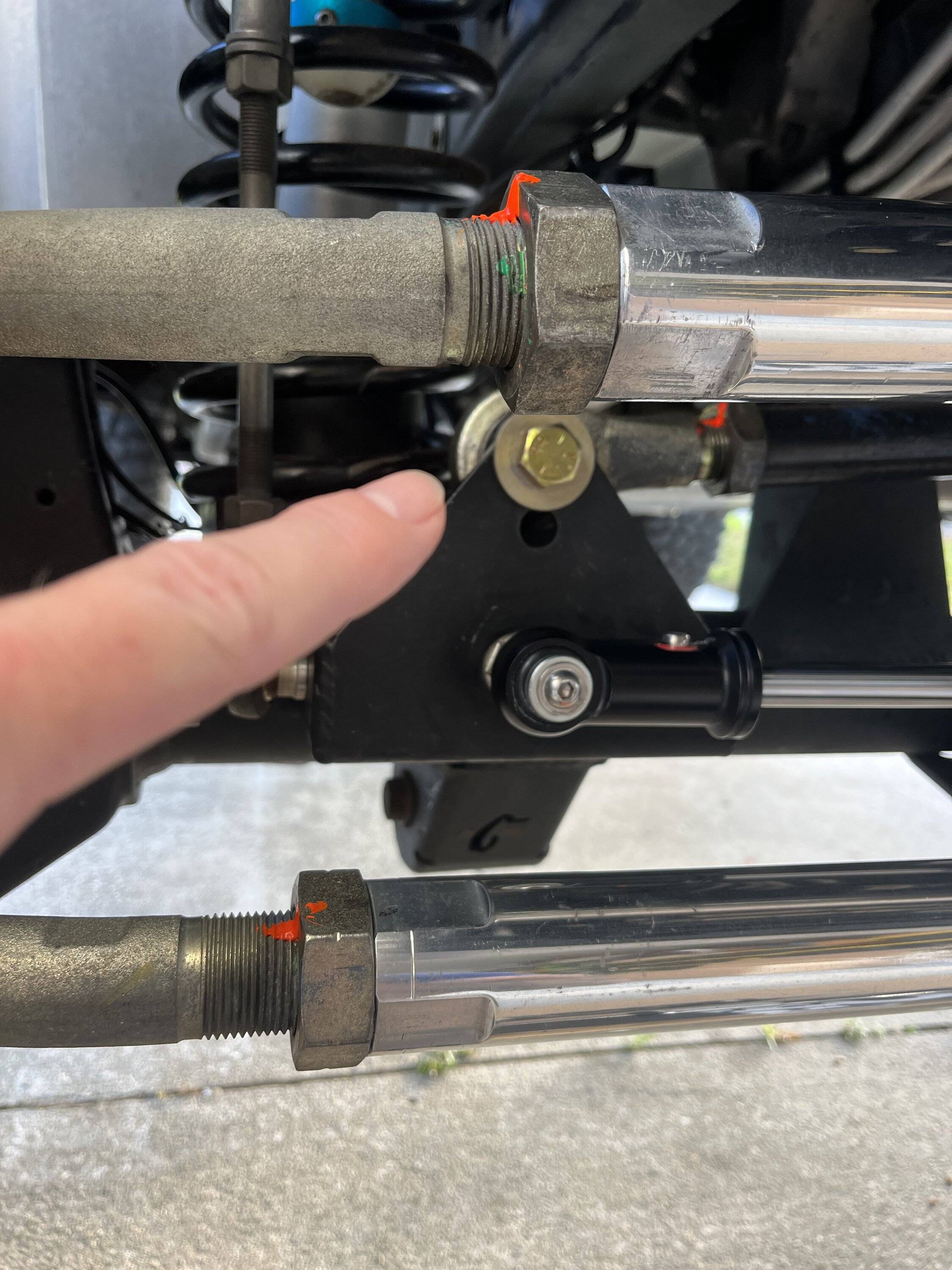 Jeep Wrangler JL Track bar bolts IMG_1269