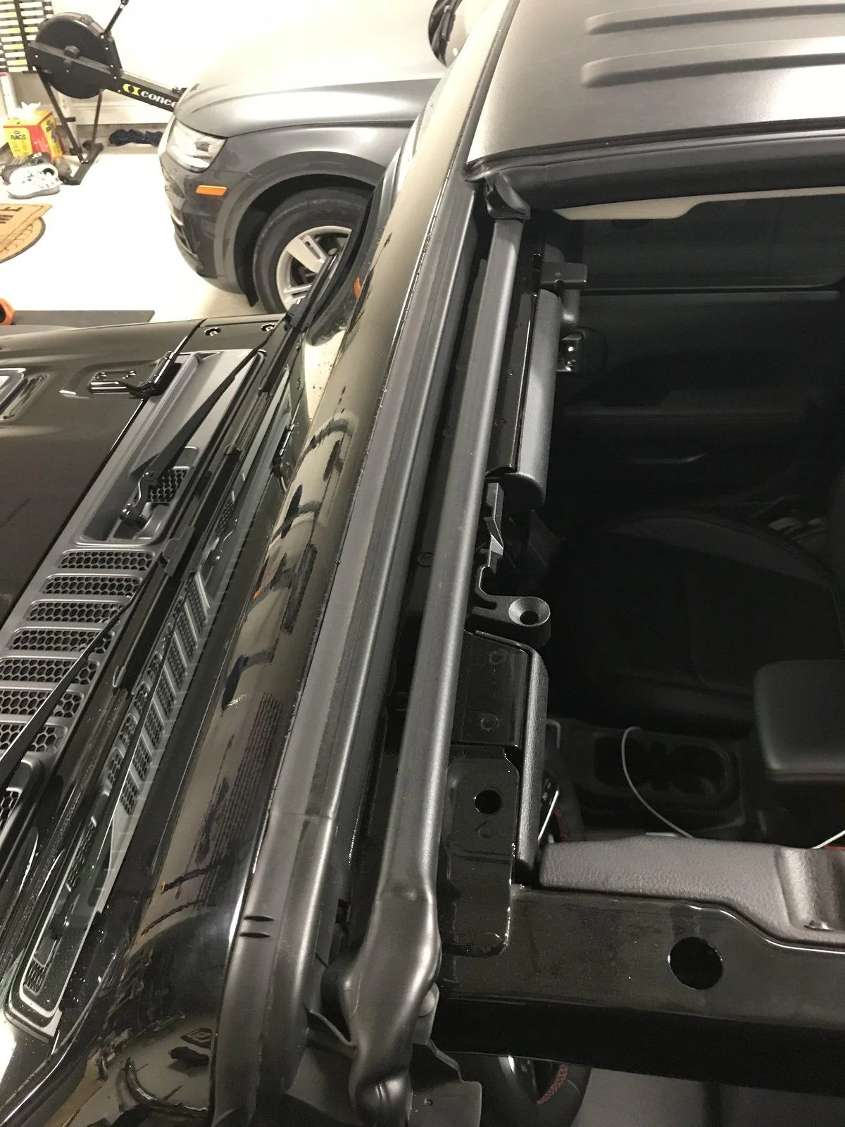 Jeep Wrangler JL Freedom top leak 9AE38F1C-10C6-4407-AC3A-603777DA775D
