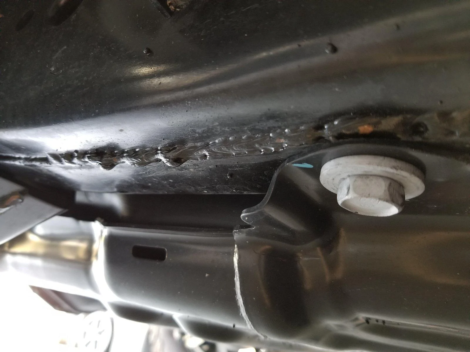 Jeep Wrangler JL JL welding Issues Aug-09-18-passenger-side-under-frame_4