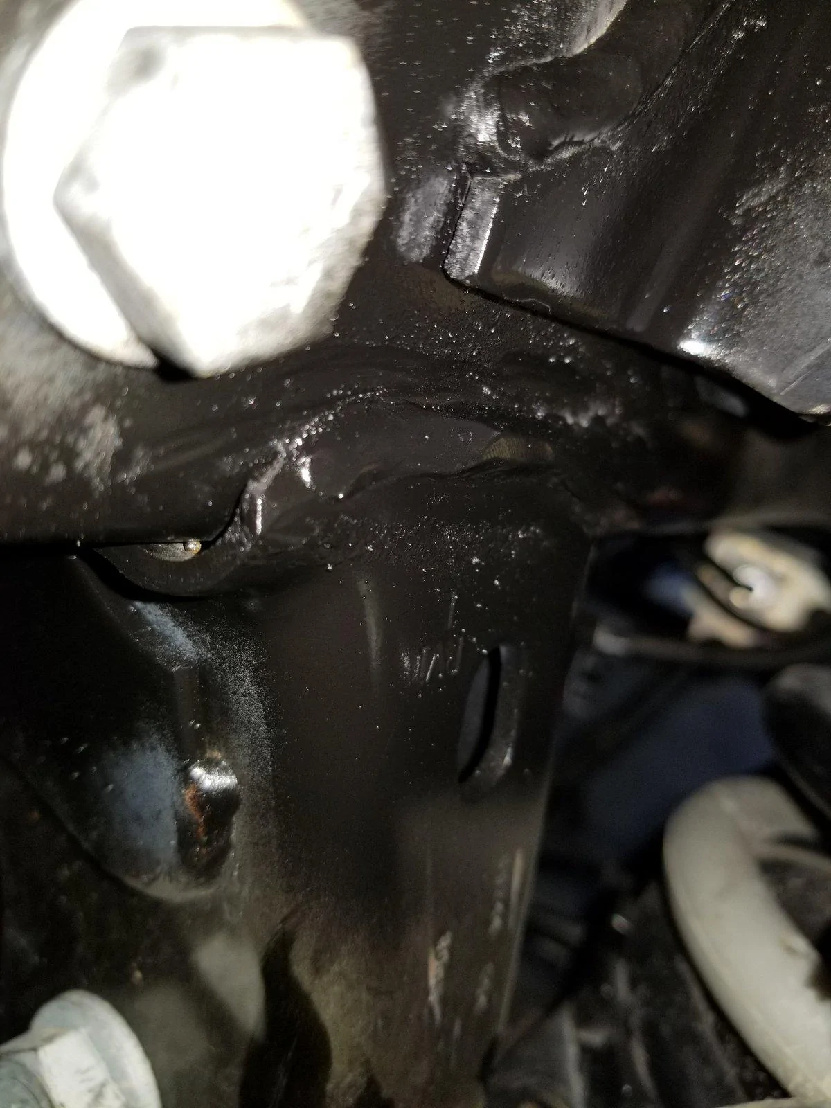 Jeep Wrangler JL JL welding Issues Aug-09-18-trackbar-bracket-under-front-weld-after