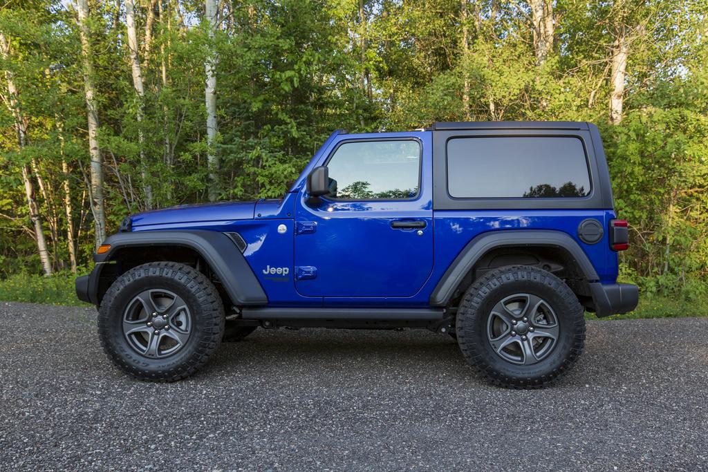 Jeep Wrangler JL 2 simple mods - what a difference. 42147718940_e495a2d533_b