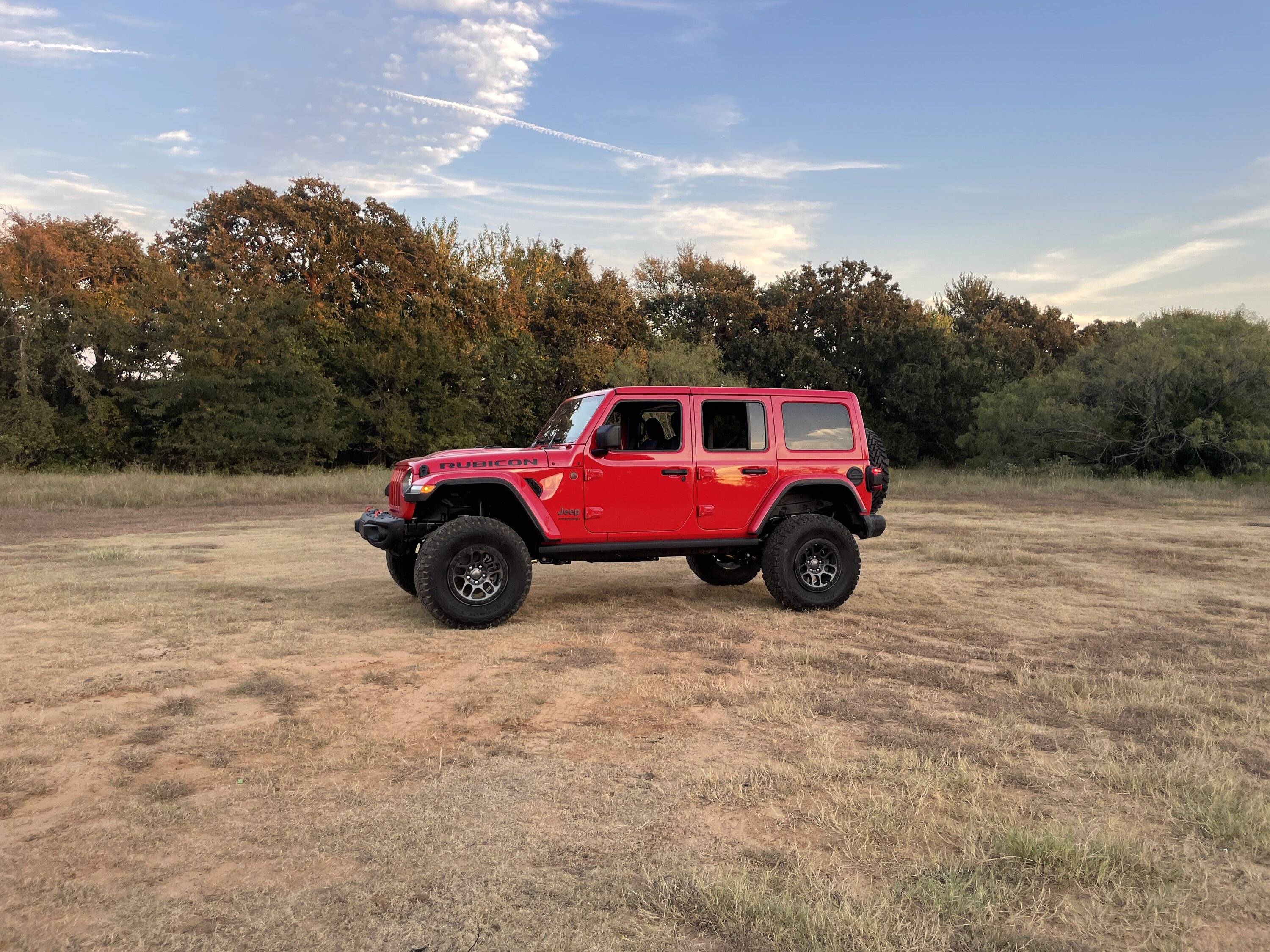 Jeep Wrangler JL What offset and size should I go for? 1D5BA475-D68D-457E-93C5-C7C4A38CAE0D