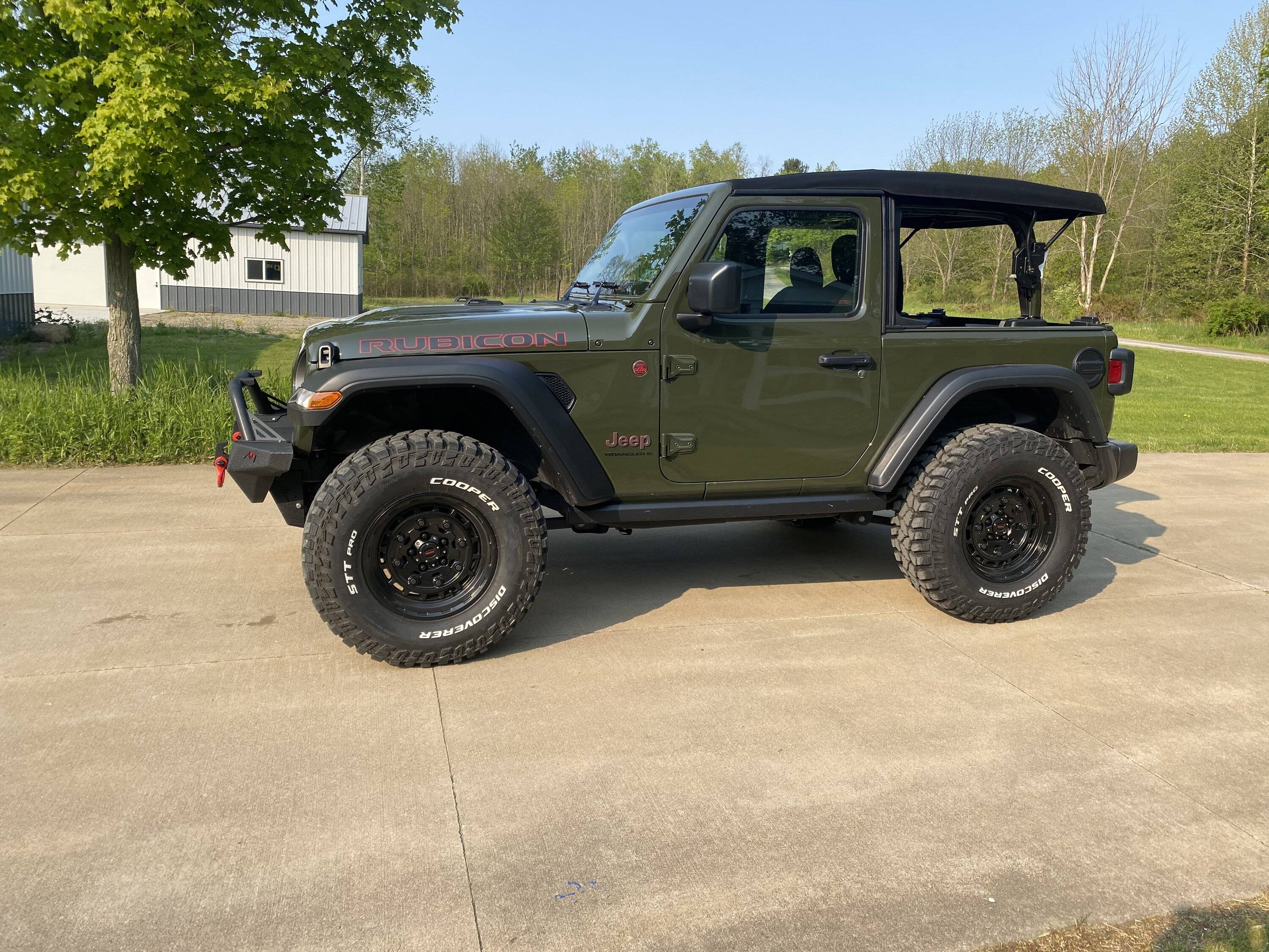 Jeep Wrangler JL Warn wheels with Cooper SST 9F5119EF-7F0F-4F64-84CA-2ACB2CCBB74E