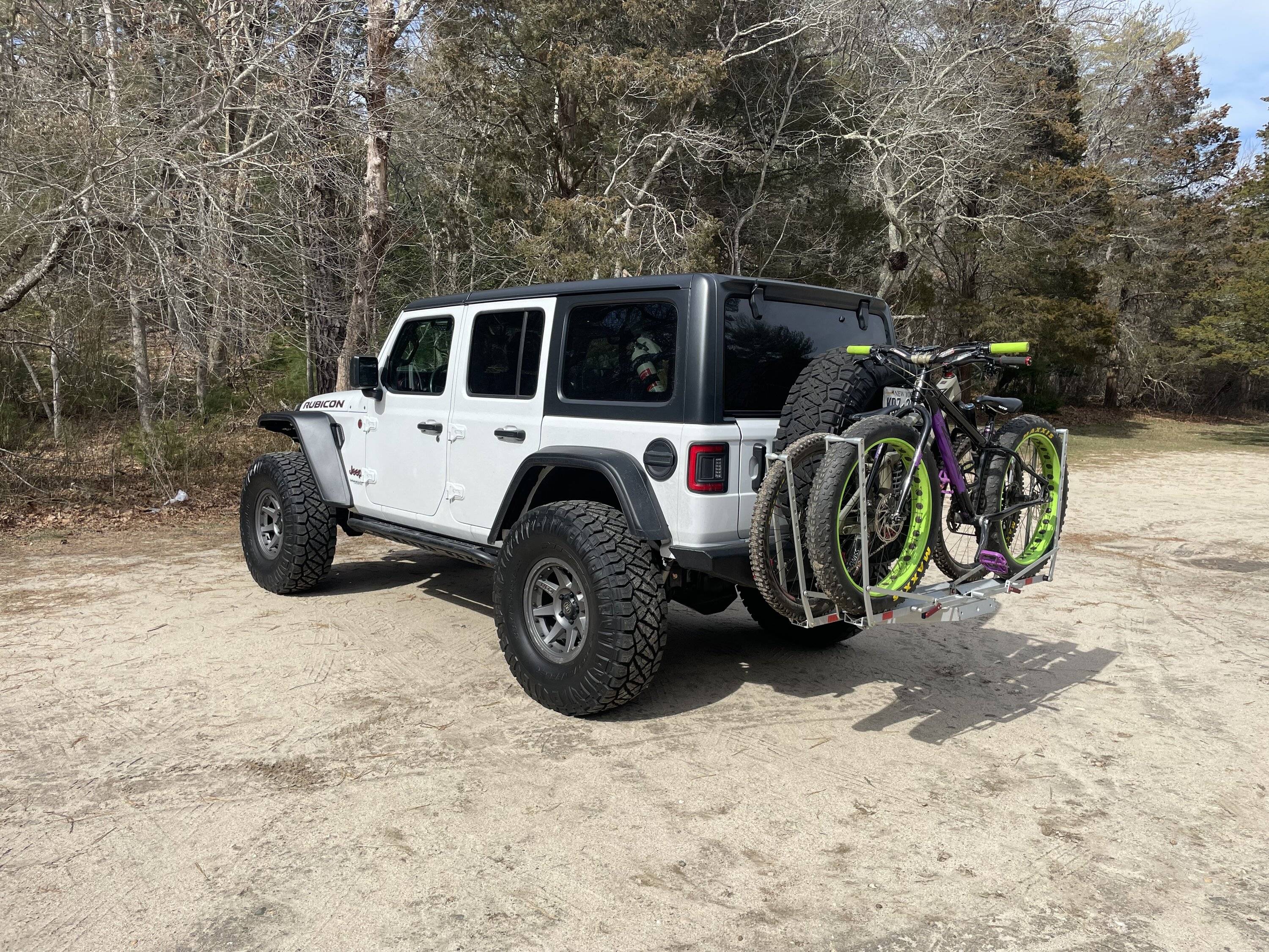 Jeep Wrangler JL Fat Tire E-Bike Rack? IMG_7104