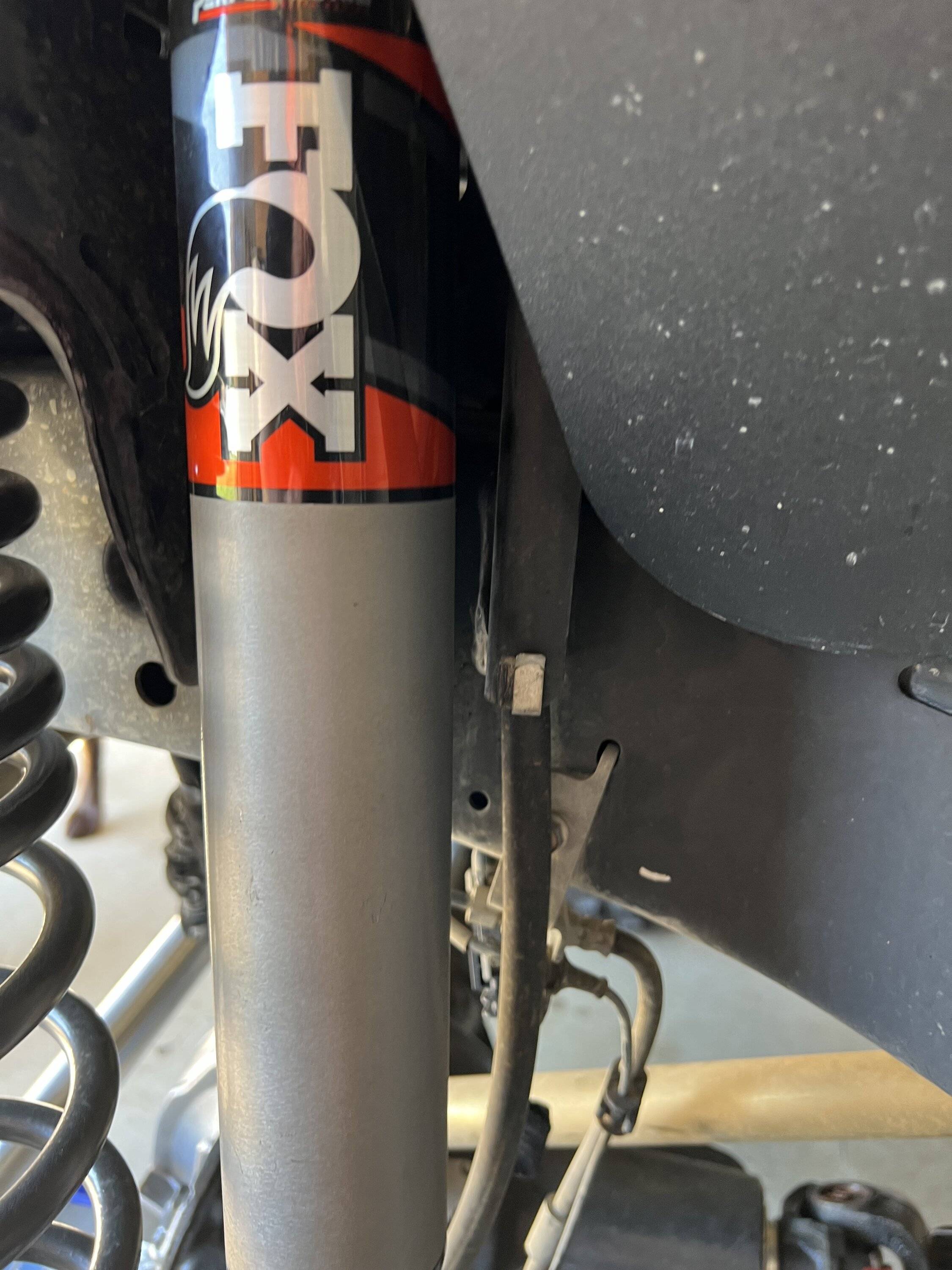 Jeep Wrangler JL Dana UD60 front shock relocation for Fox 2.5 IMG_2320