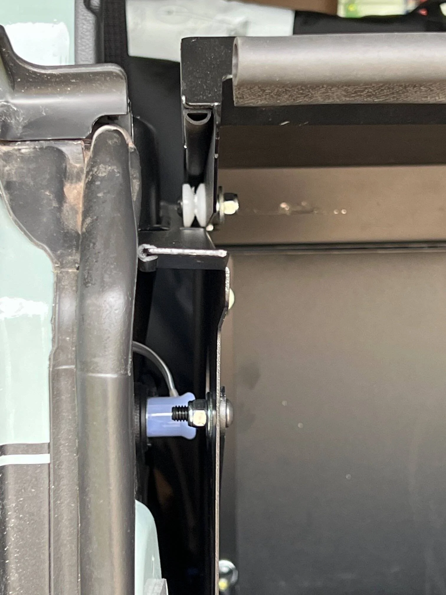 Jeep Wrangler JL Tuffy security enclosure - JL question image8