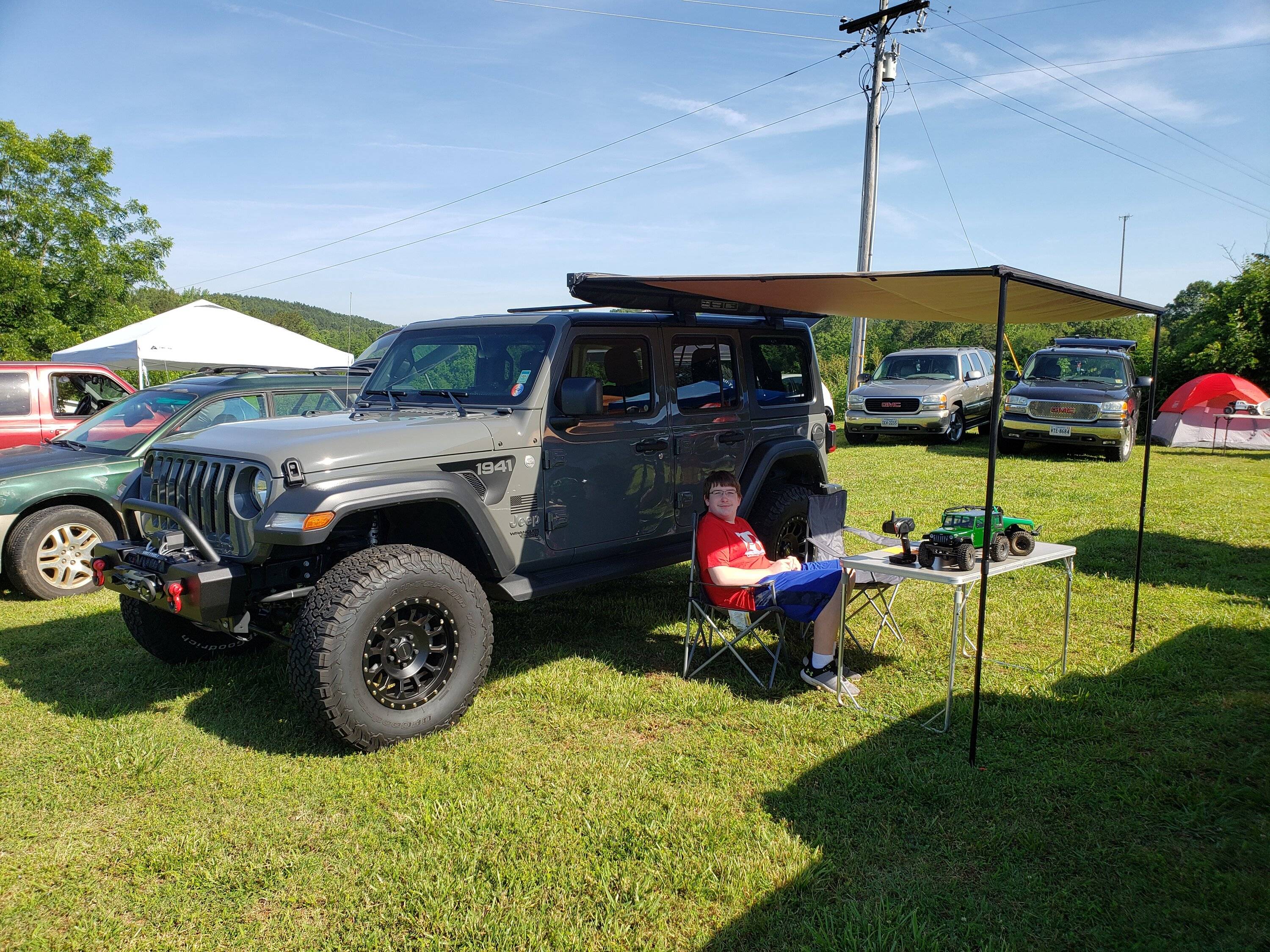 Jeep Wrangler JL Awning That fits Gutter. 20190615_092850