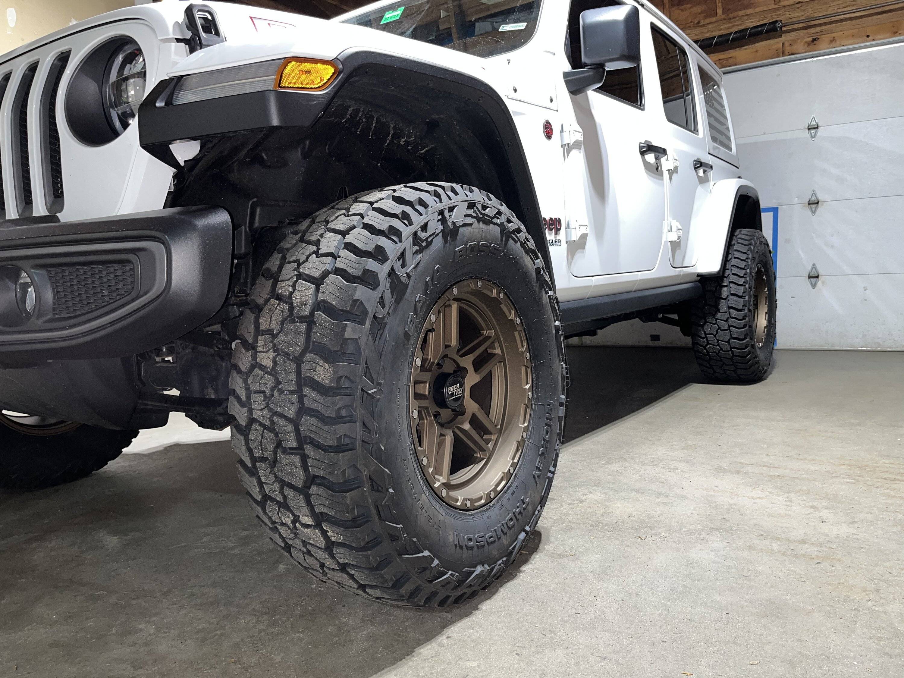 Jeep Wrangler JL Tire Poke Pics 9590D31A-3131-441D-ACF0-1BCD1D1FF707