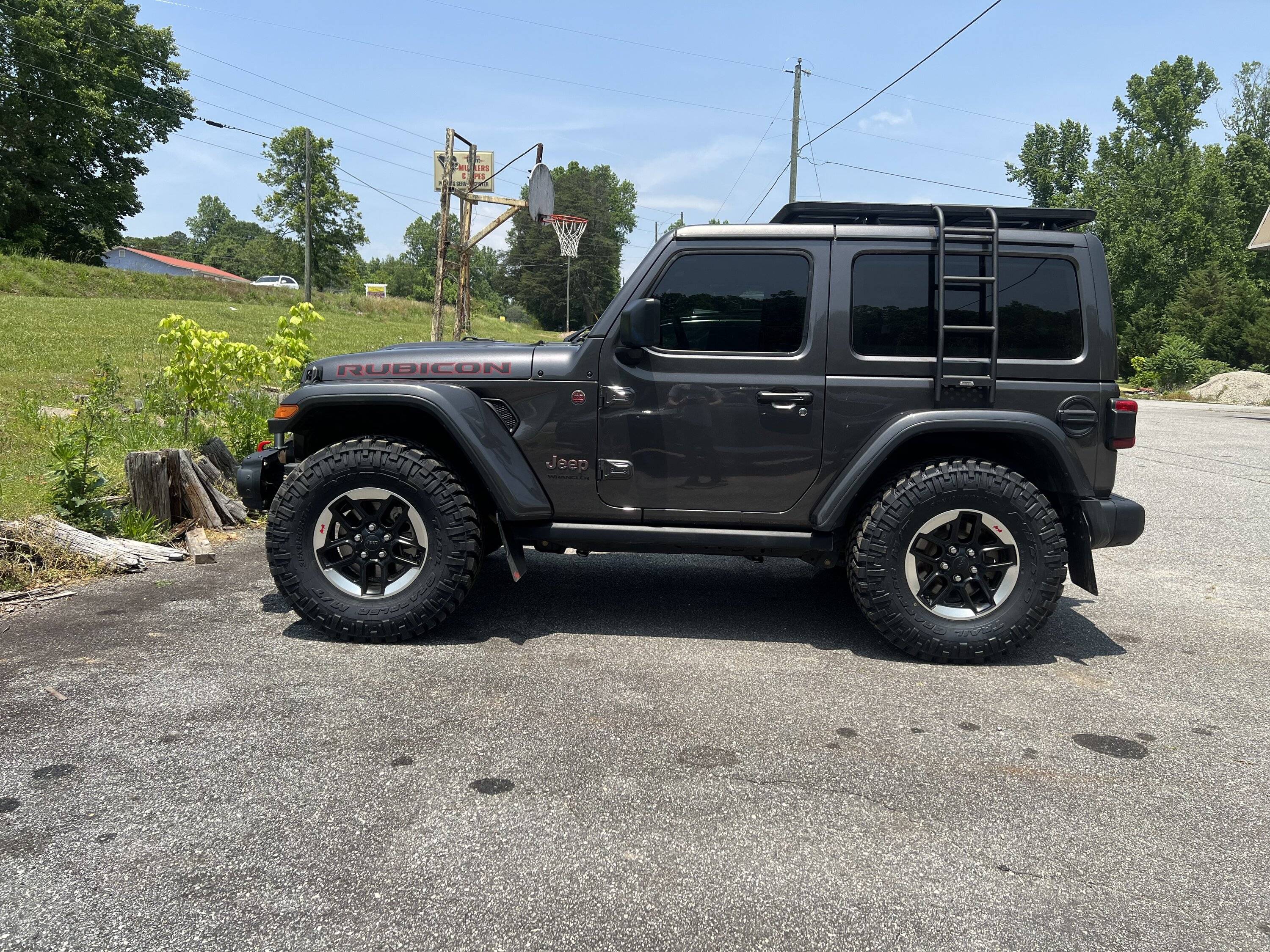 Jeep Wrangler JL Rhino Rack vs. Maximus-3 IMG_6341