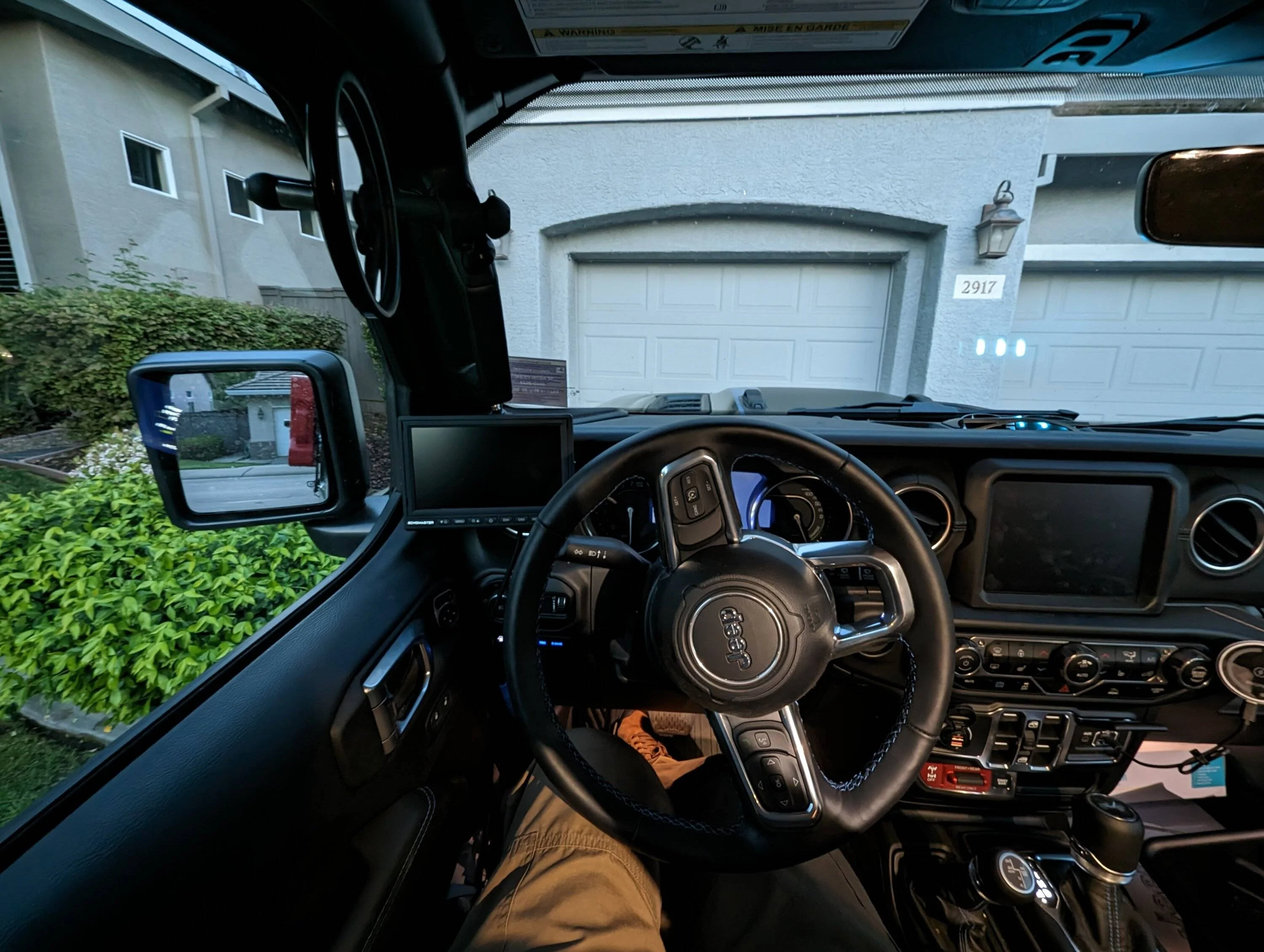 Jeep Wrangler JL CMM Mirrors Top or Bottom? 2023-05-06 20.13.46