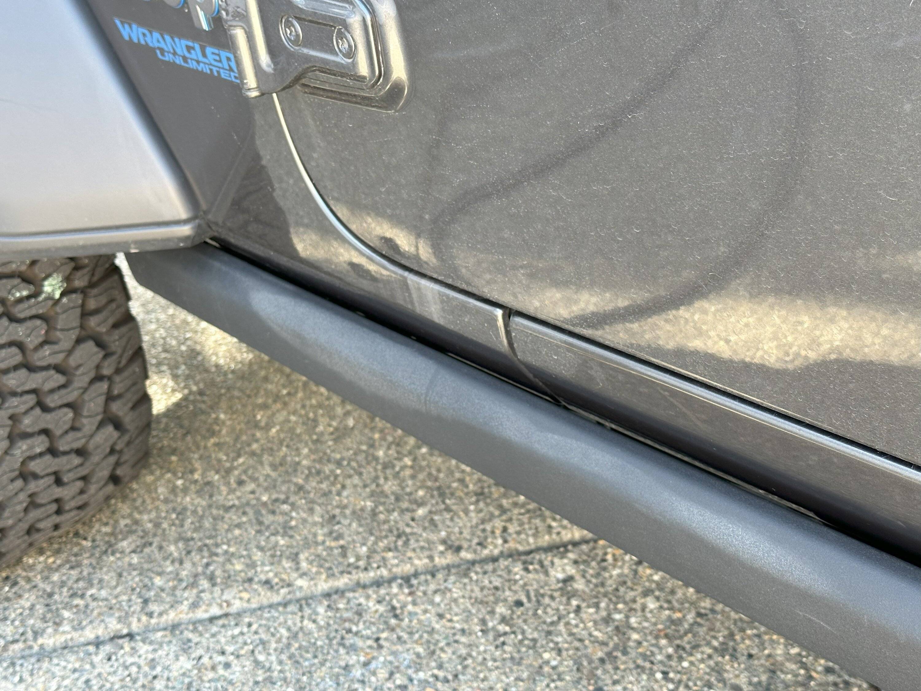 Jeep Wrangler JL How do I get wax off rock sliders? 20230529_000947915_iOS