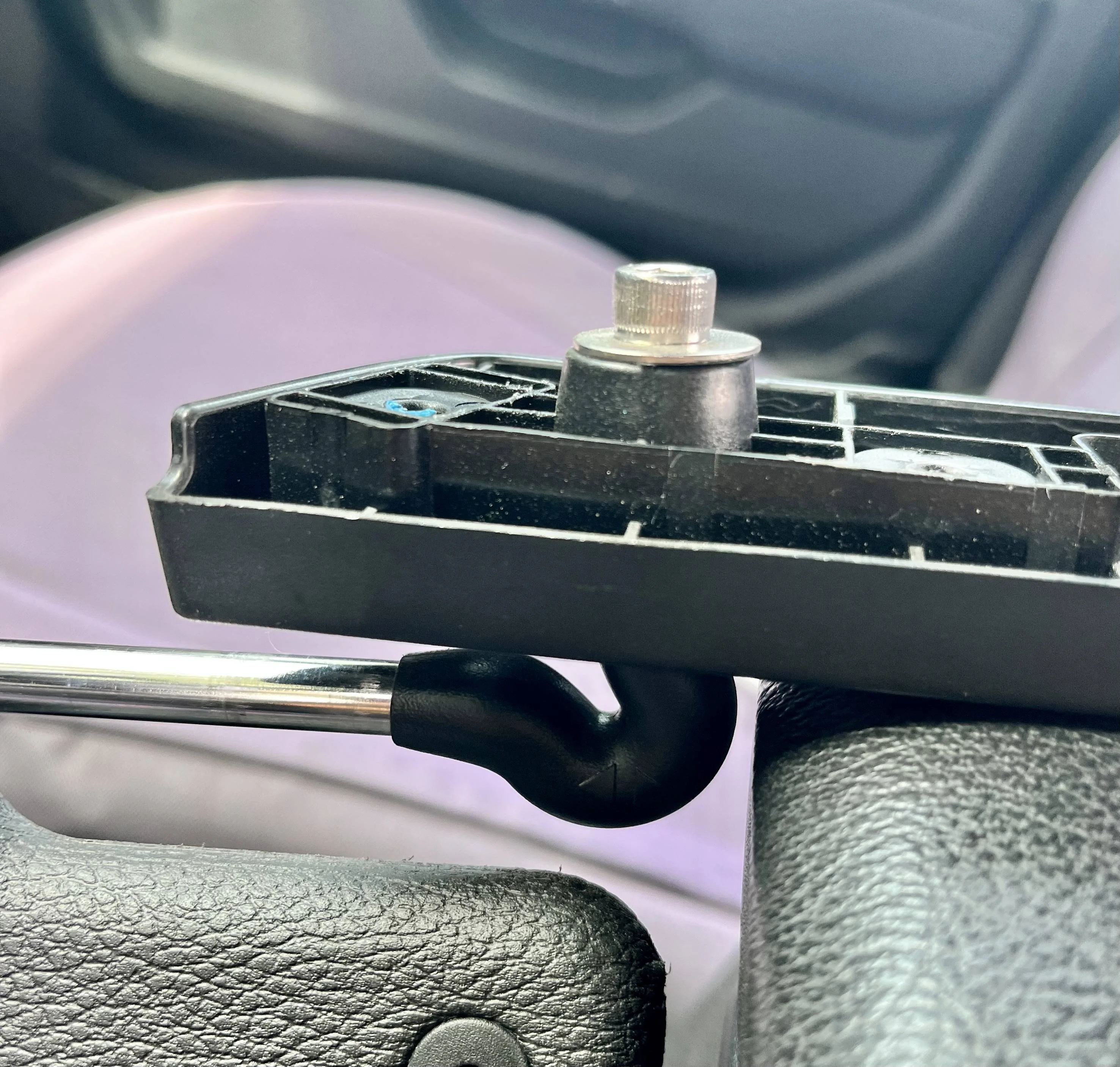 Jeep Wrangler JL Sun Visor Fix IMG_2489