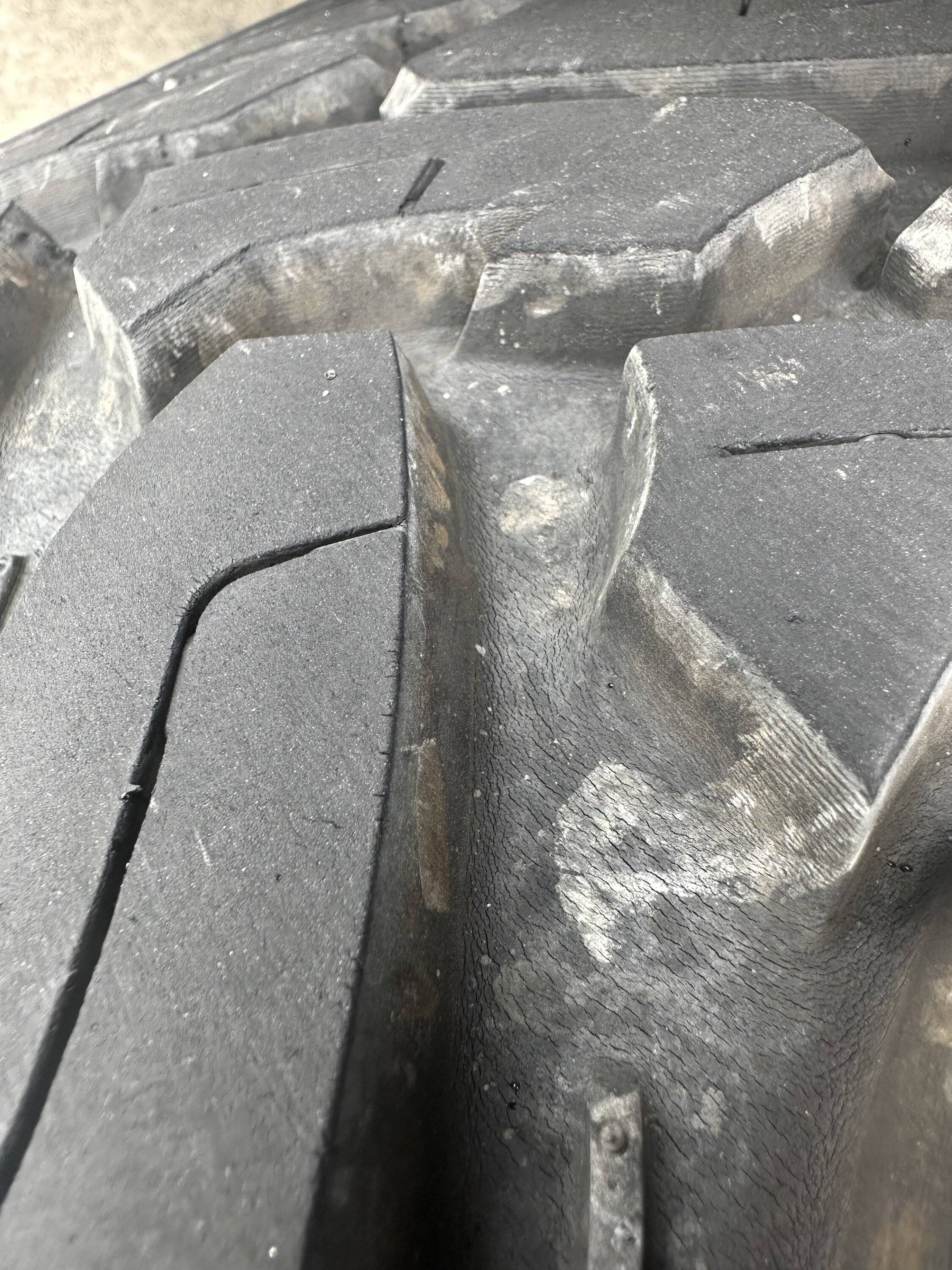 Jeep Wrangler JL Toyo tires dry cracking IMG_4330